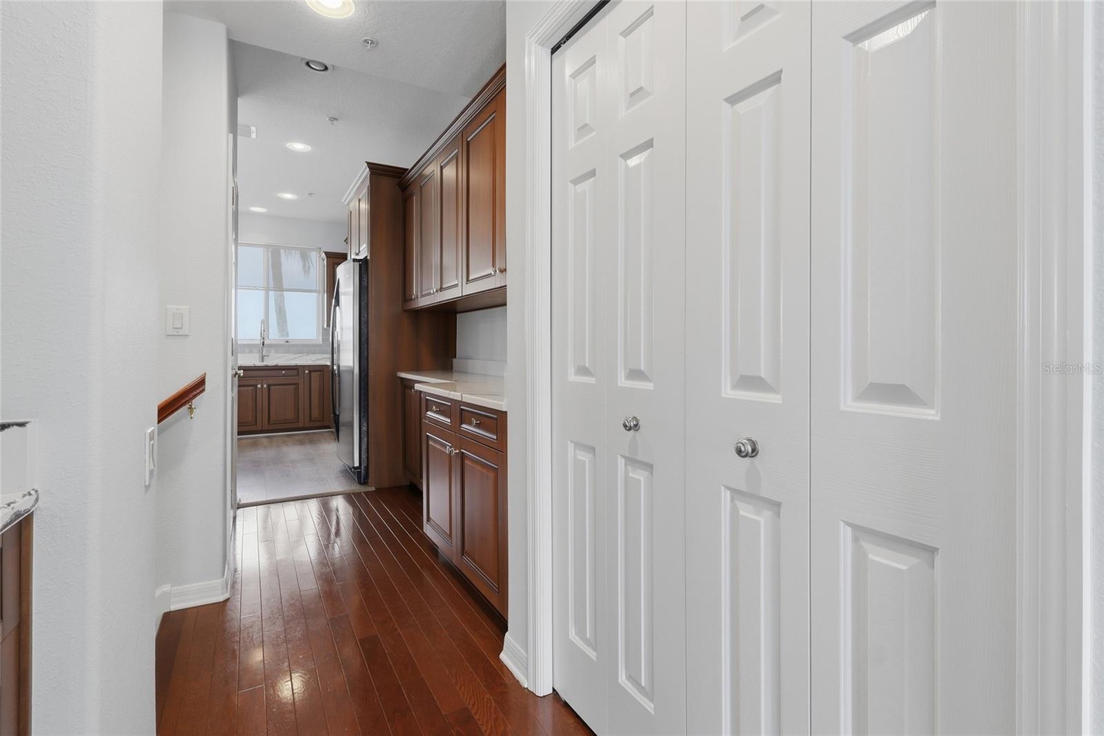 8703 SUNRISE JIB WAY — photo 12
