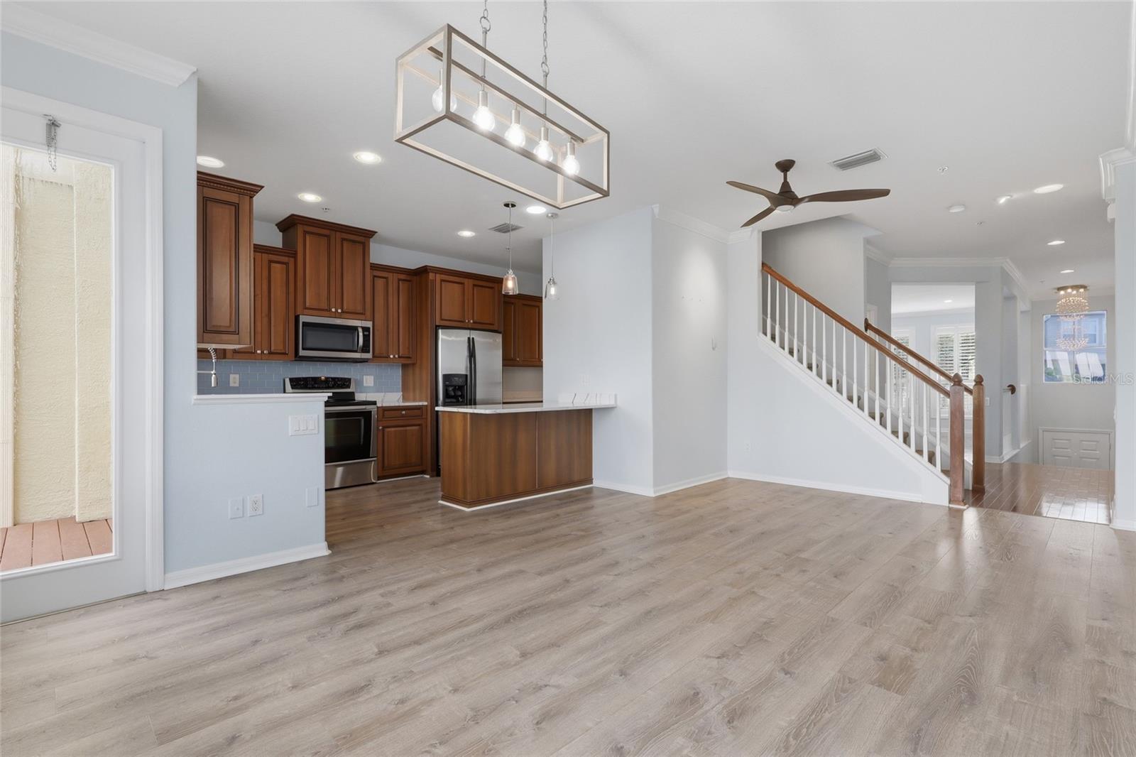 8703 SUNRISE JIB WAY — photo 8