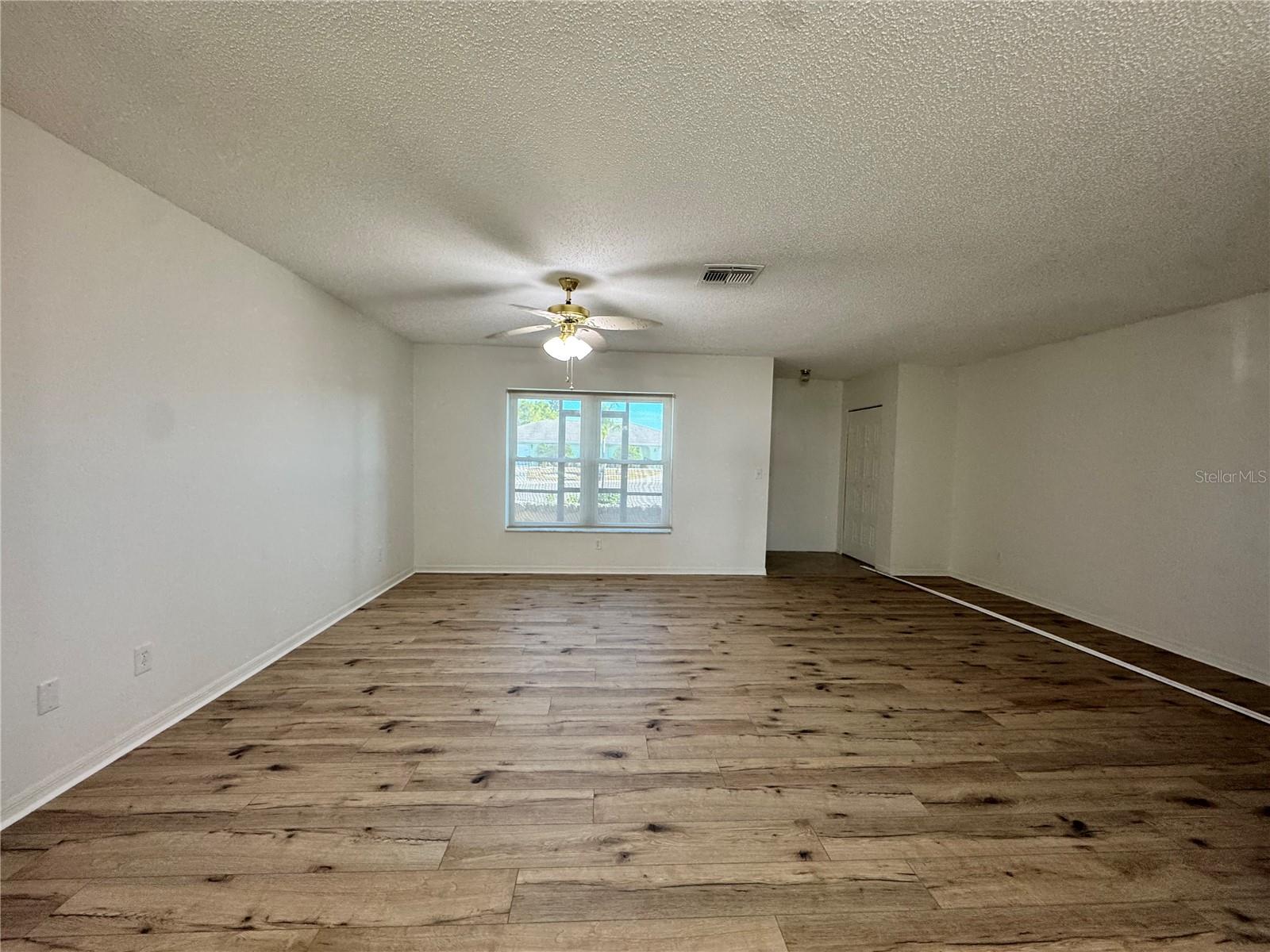 1008 YELLOWBIRD PL — photo 17