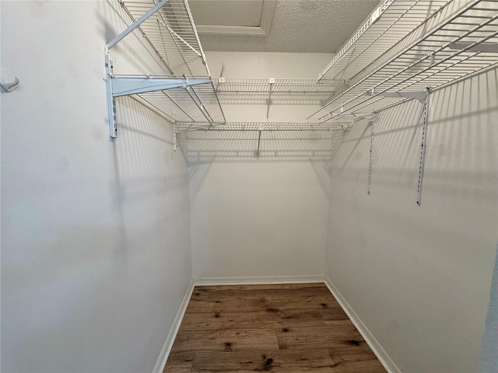 1008 YELLOWBIRD PL — photo 19