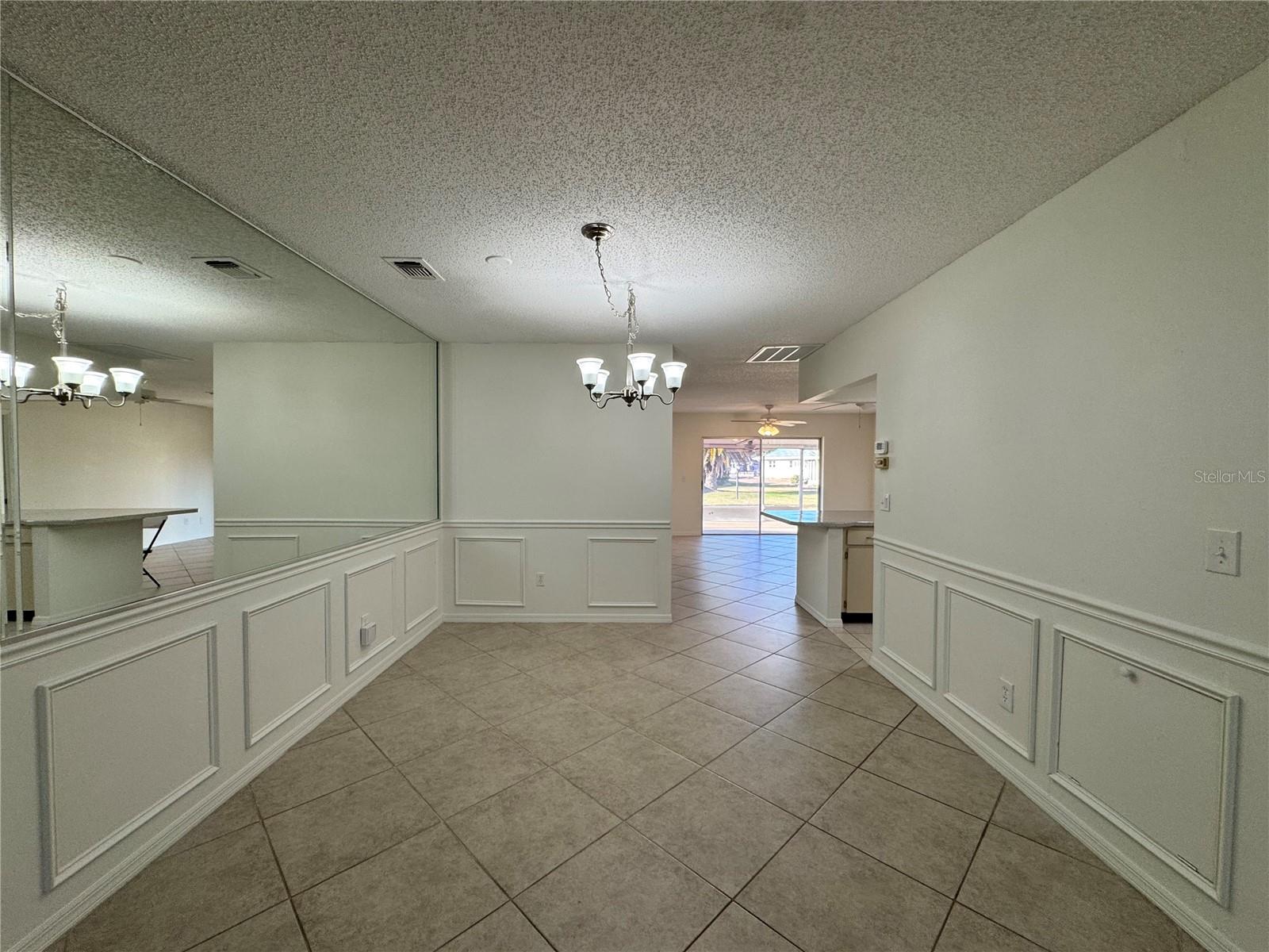 1008 YELLOWBIRD PL — photo 14