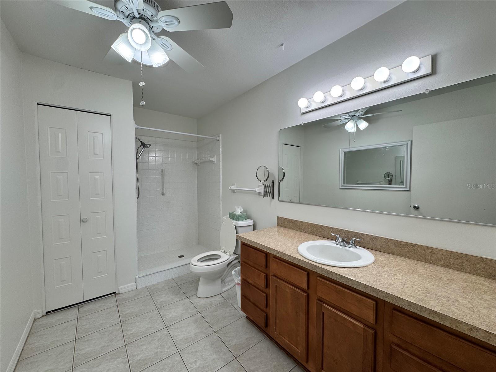 1008 YELLOWBIRD PL — photo 24