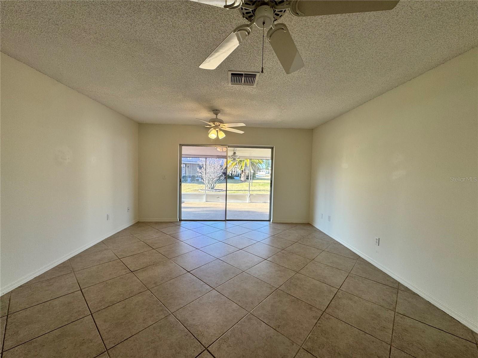 1008 YELLOWBIRD PL — photo 15