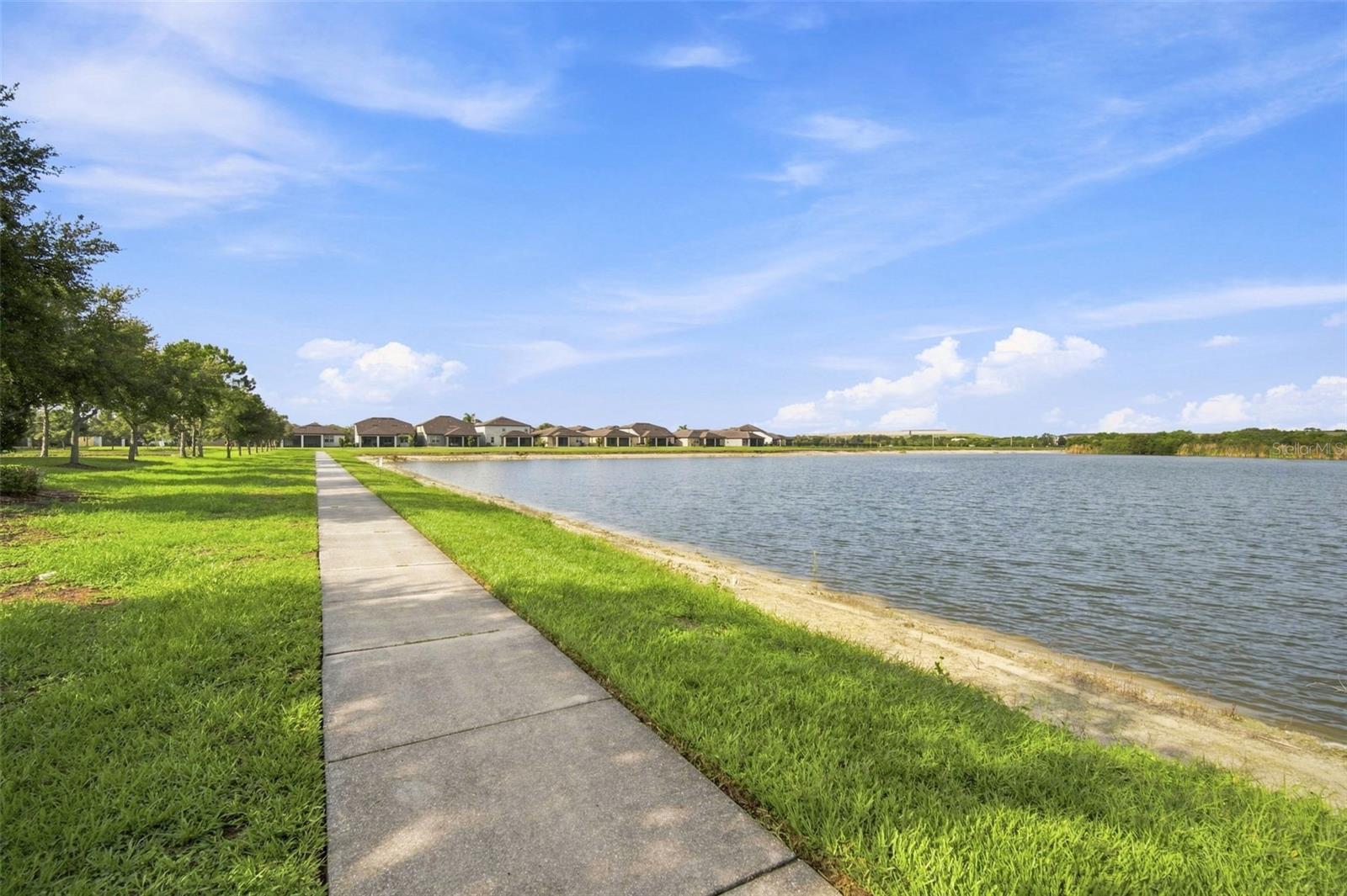 4755 SOMERSET HILL LN — photo 17