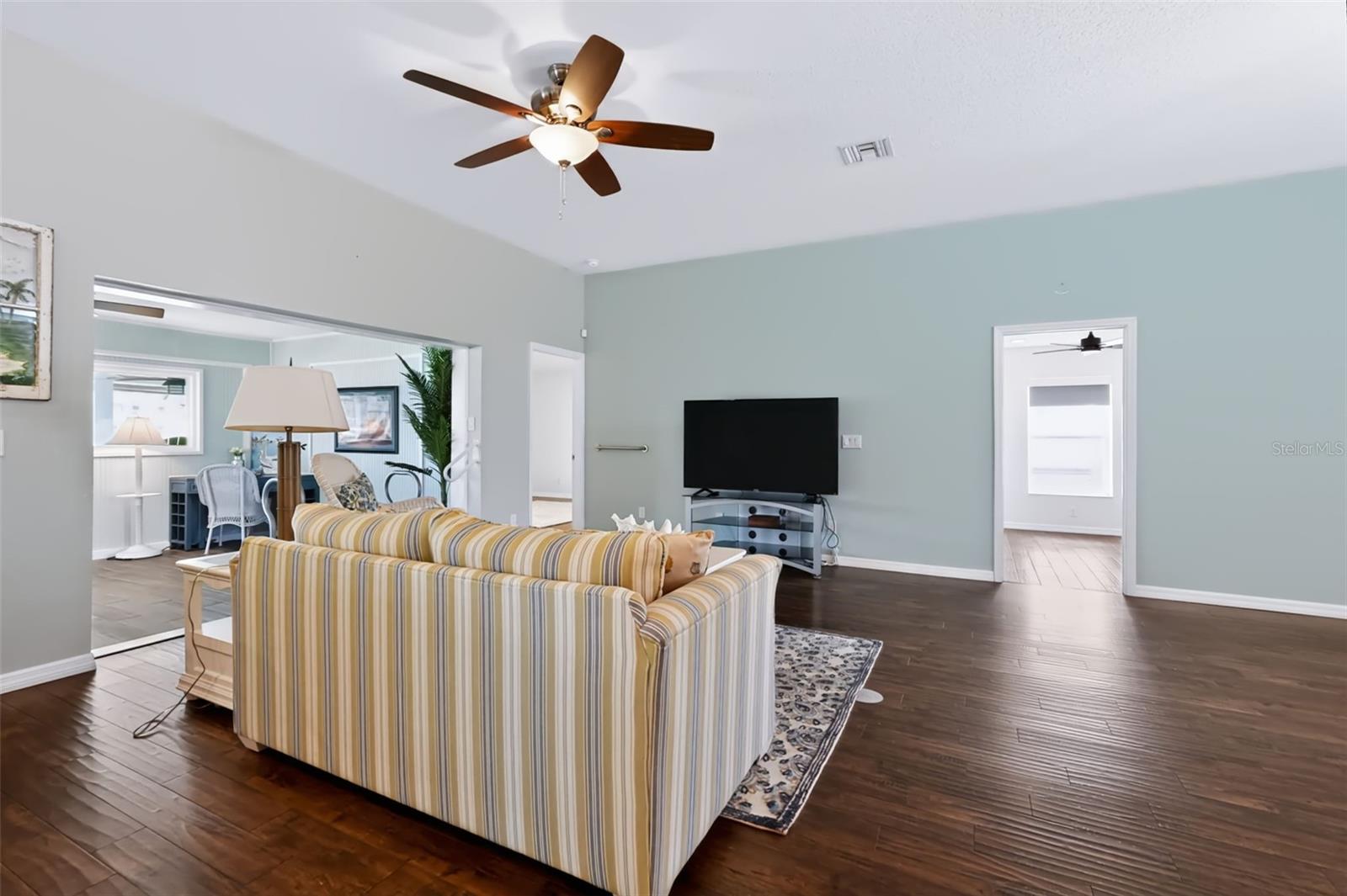 534 CANAL WAY — photo 37
