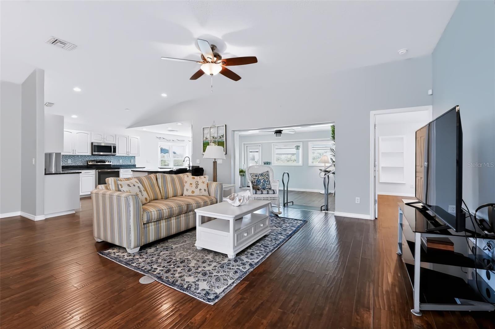 534 CANAL WAY — photo 38