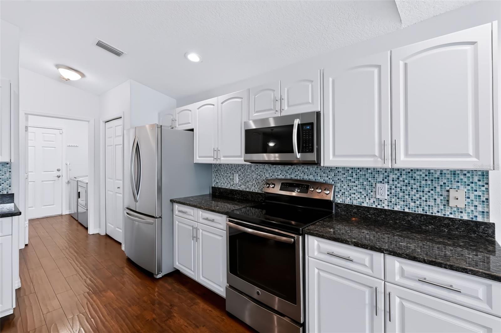 534 CANAL WAY — photo 24