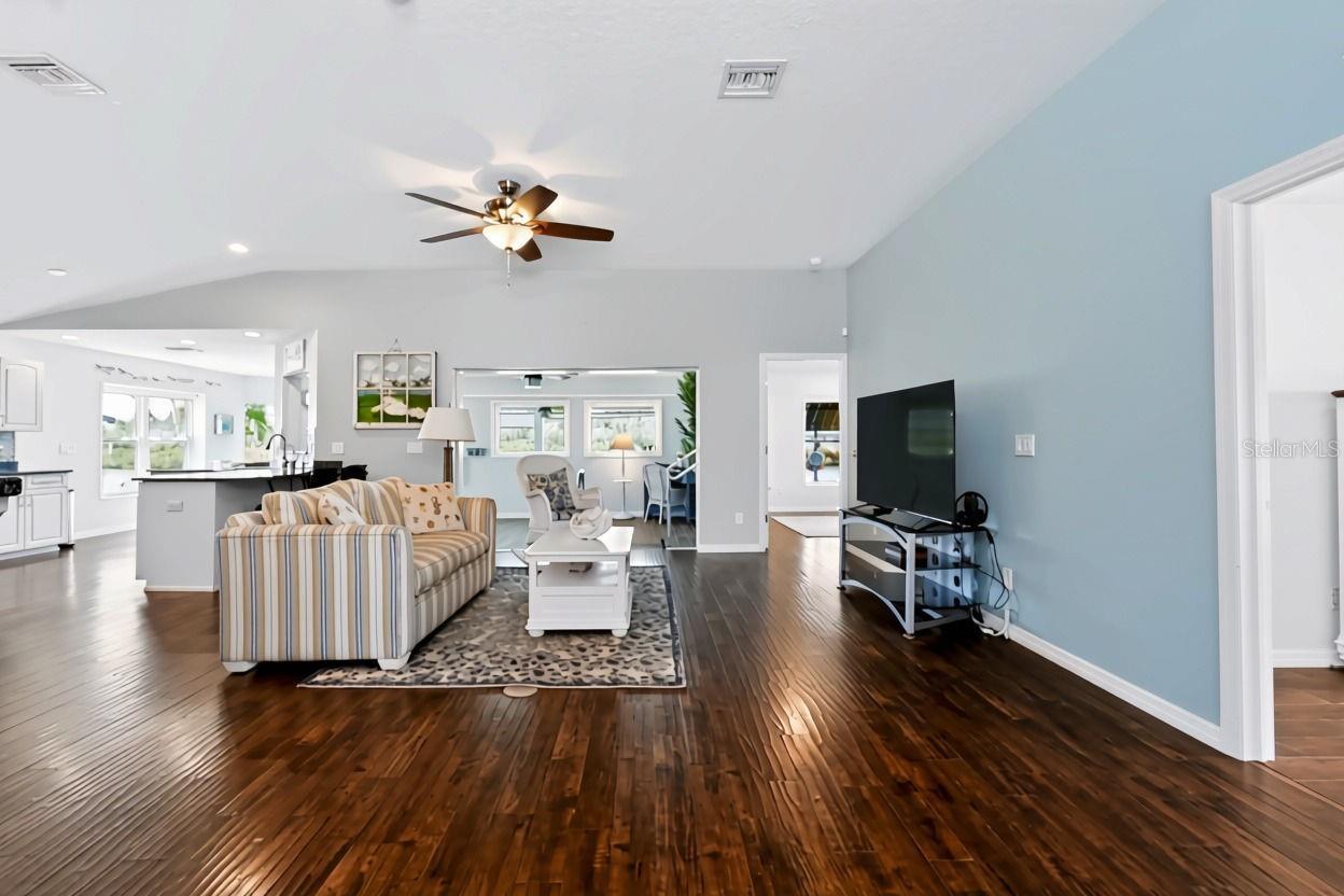 534 CANAL WAY — photo 39