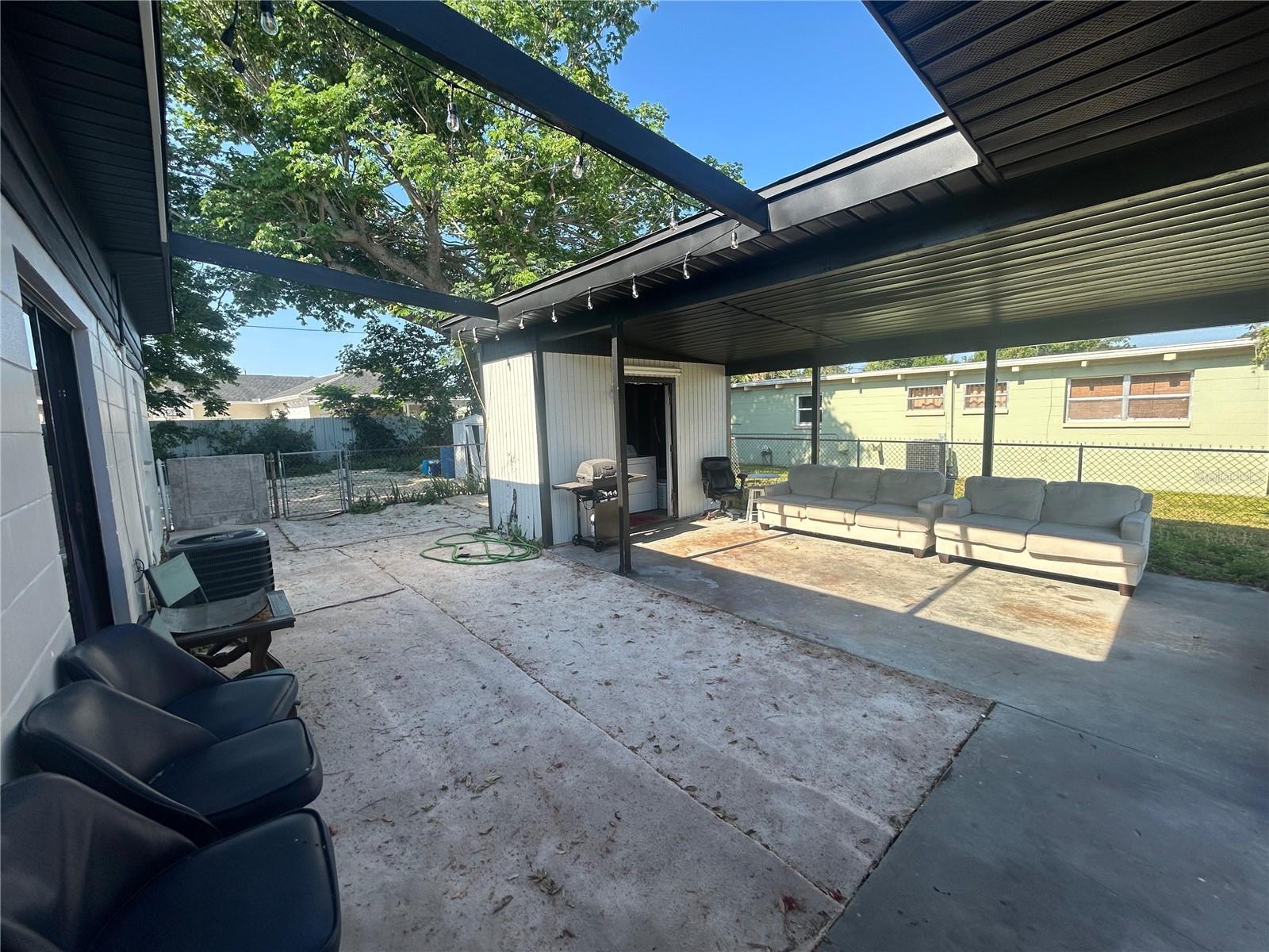 7615 LAVENDER LN — photo 14