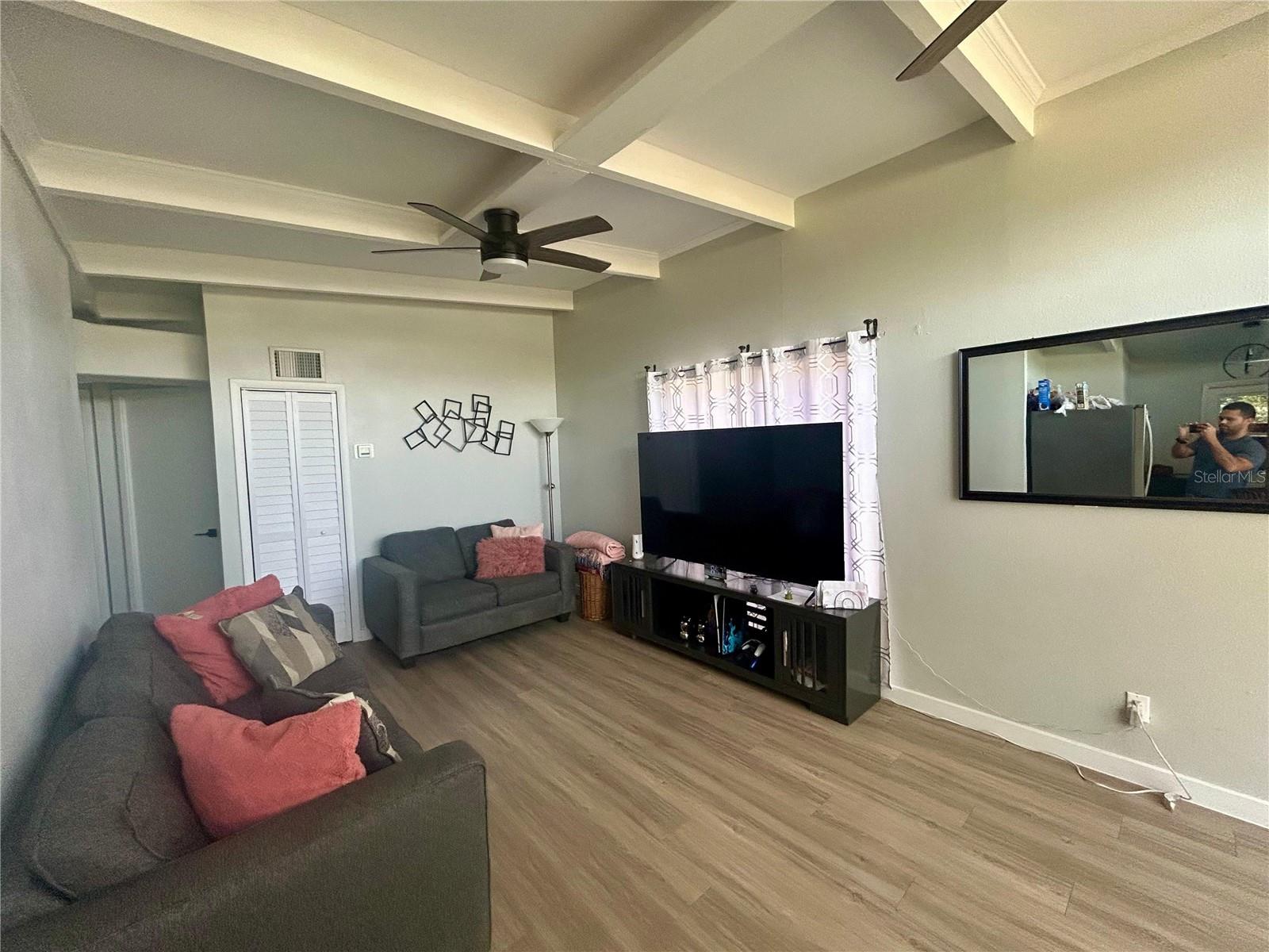 7615 LAVENDER LN — photo 6