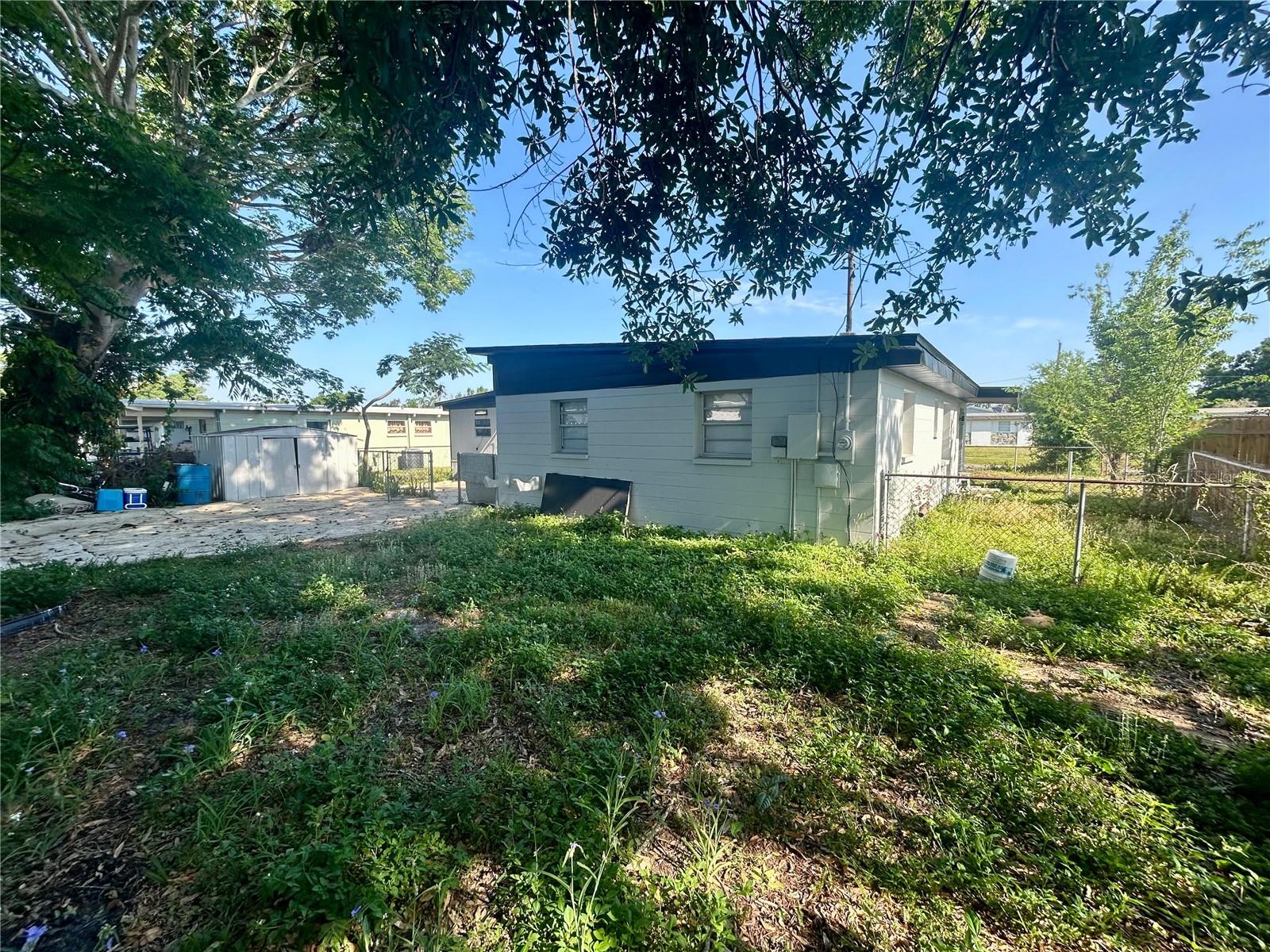 7615 LAVENDER LN — photo 17