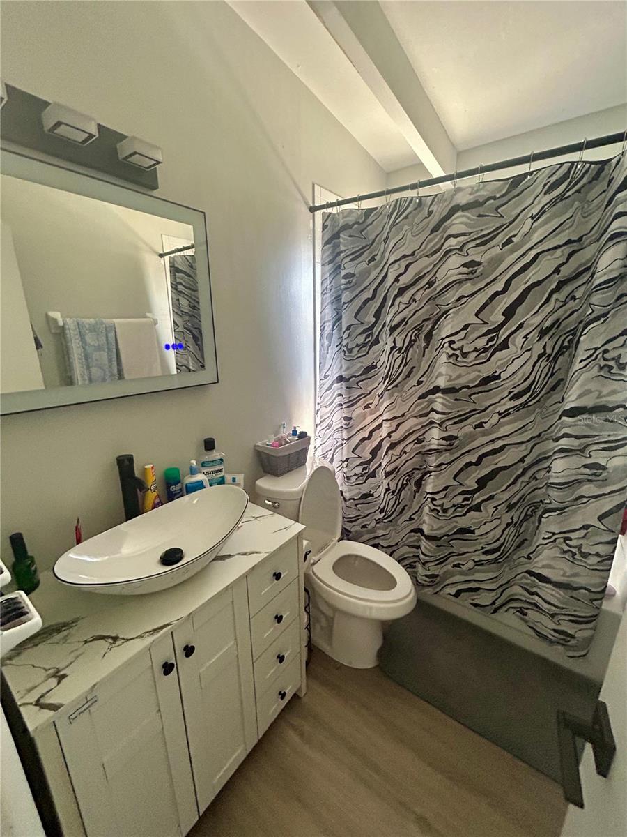 7615 LAVENDER LN — photo 12