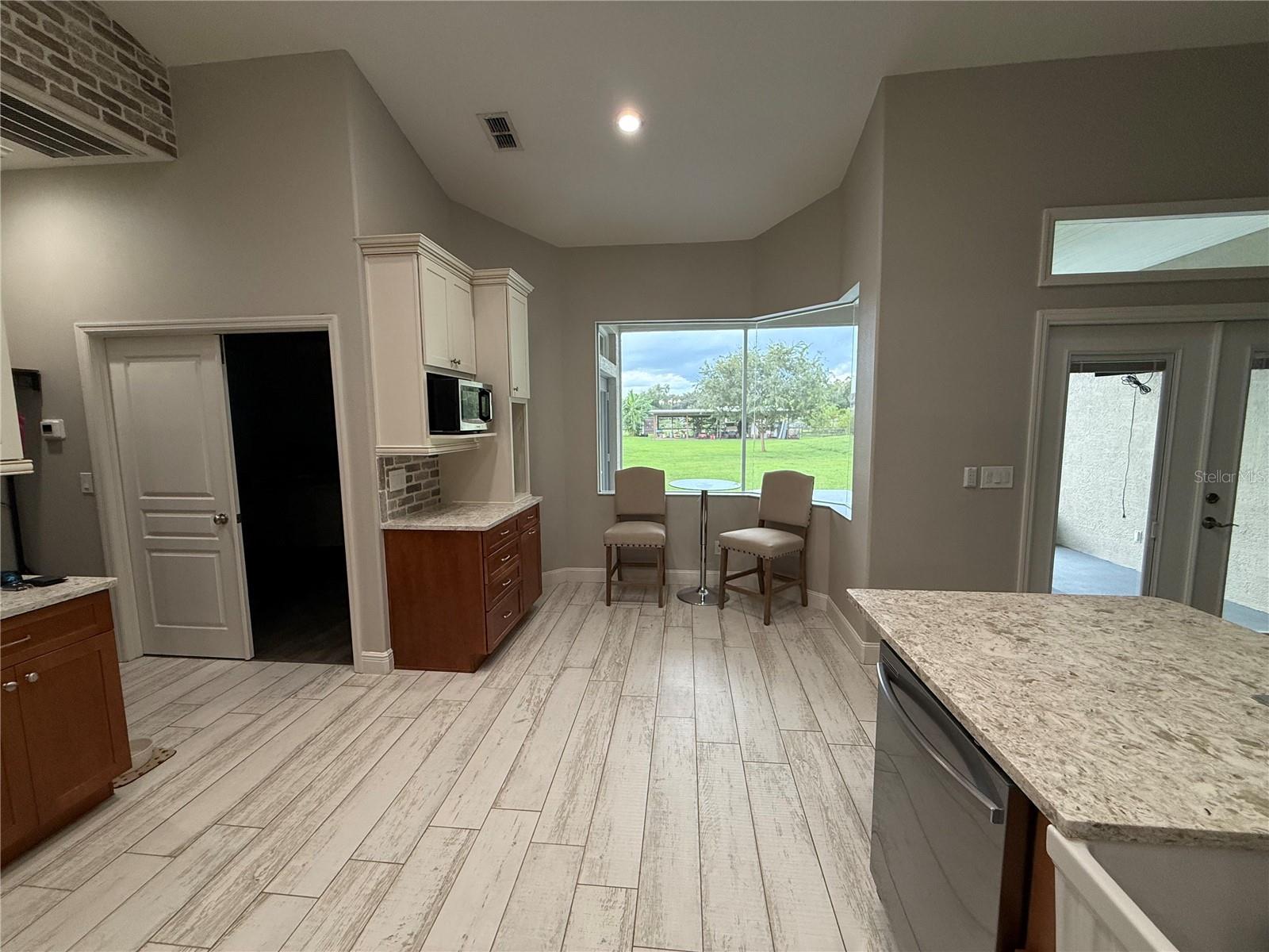6317 BARTON RD — photo 12