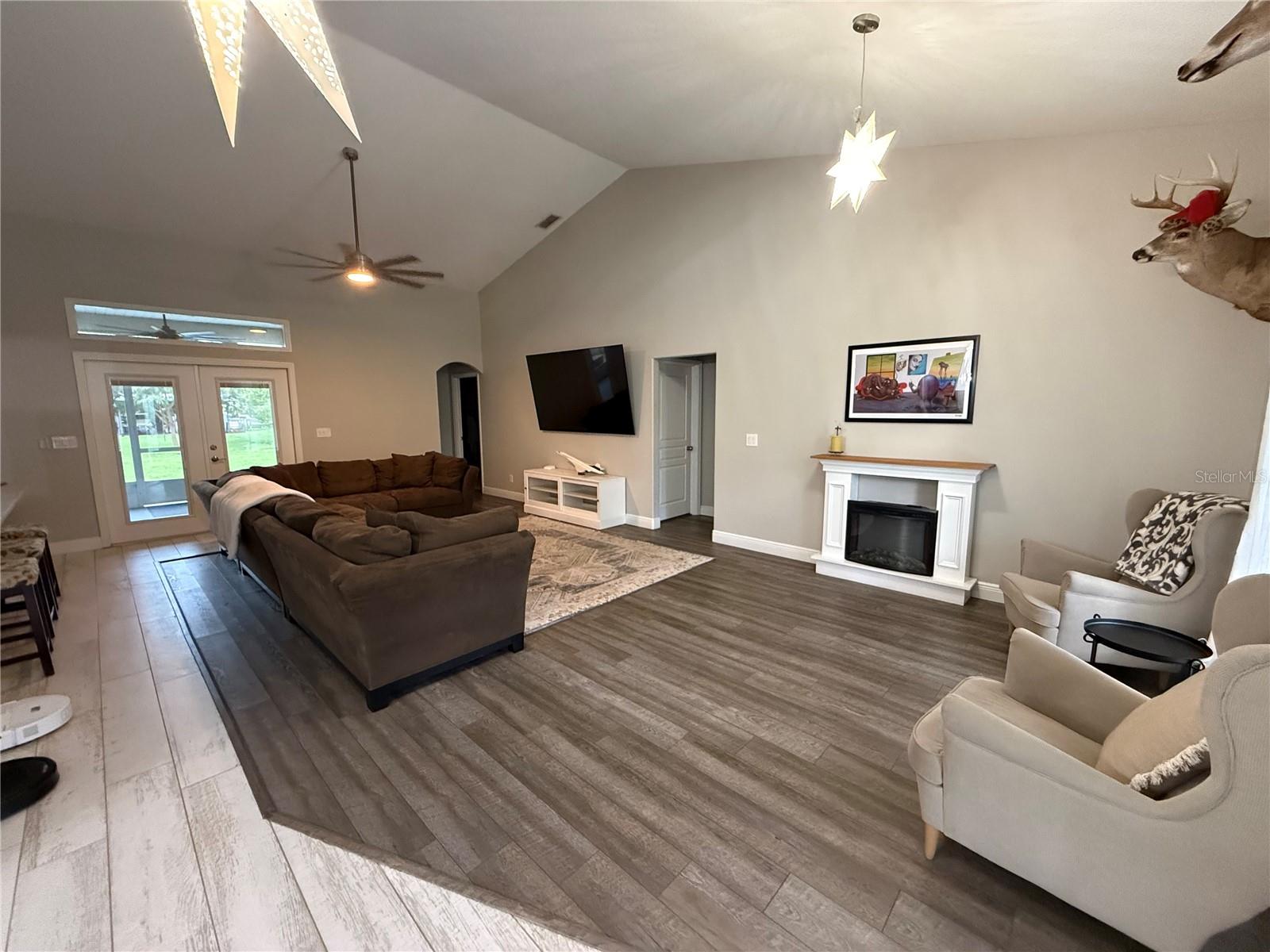 6317 BARTON RD — photo 6