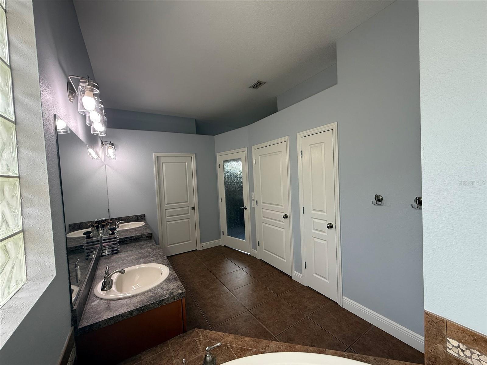 6317 BARTON RD — photo 15