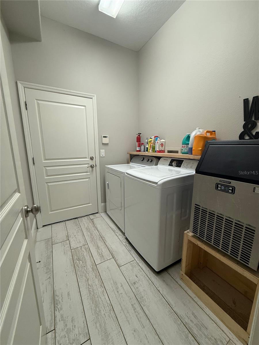 6317 BARTON RD — photo 26