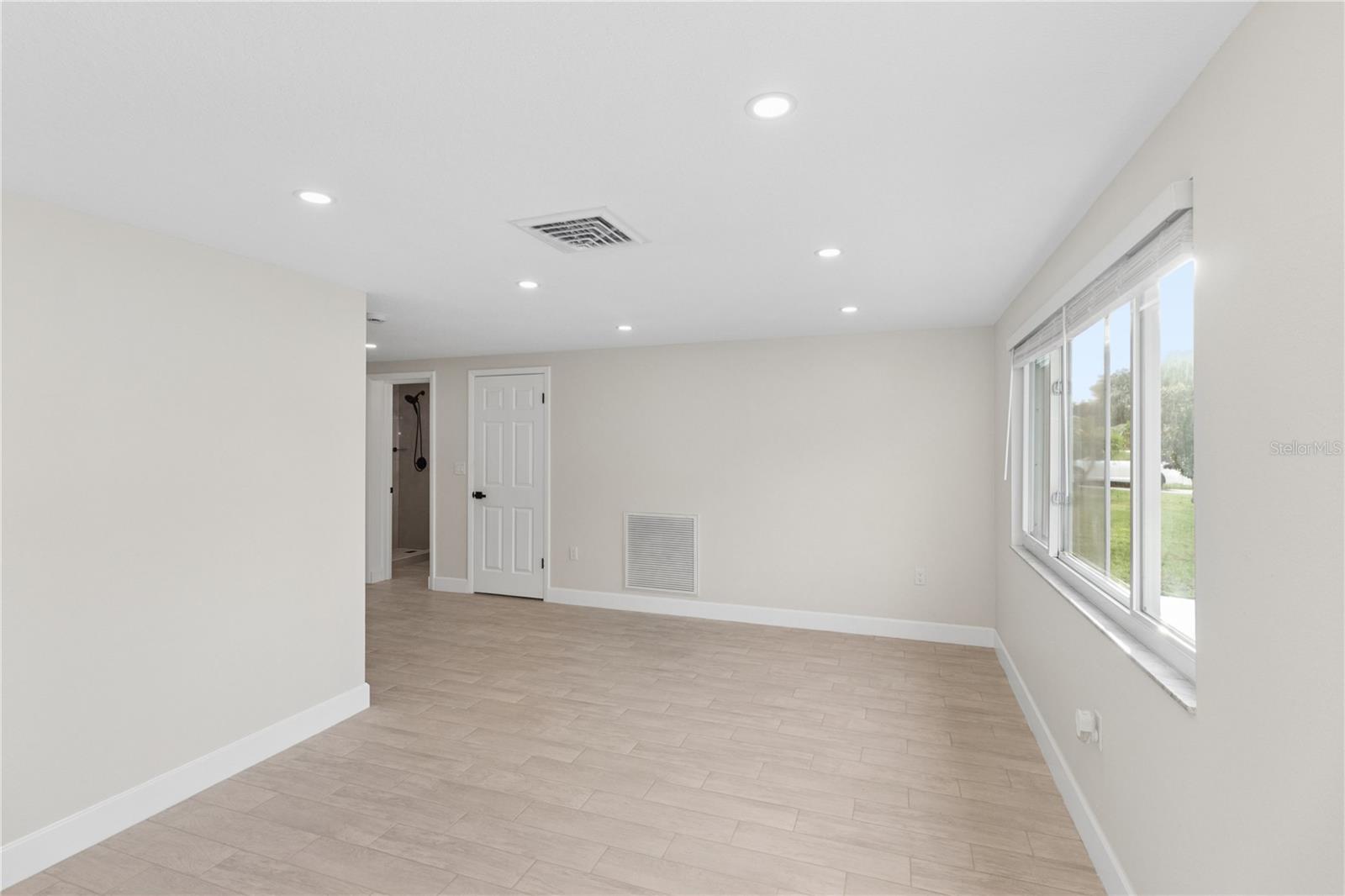 12220 MEADOWBROOK LN — photo 11