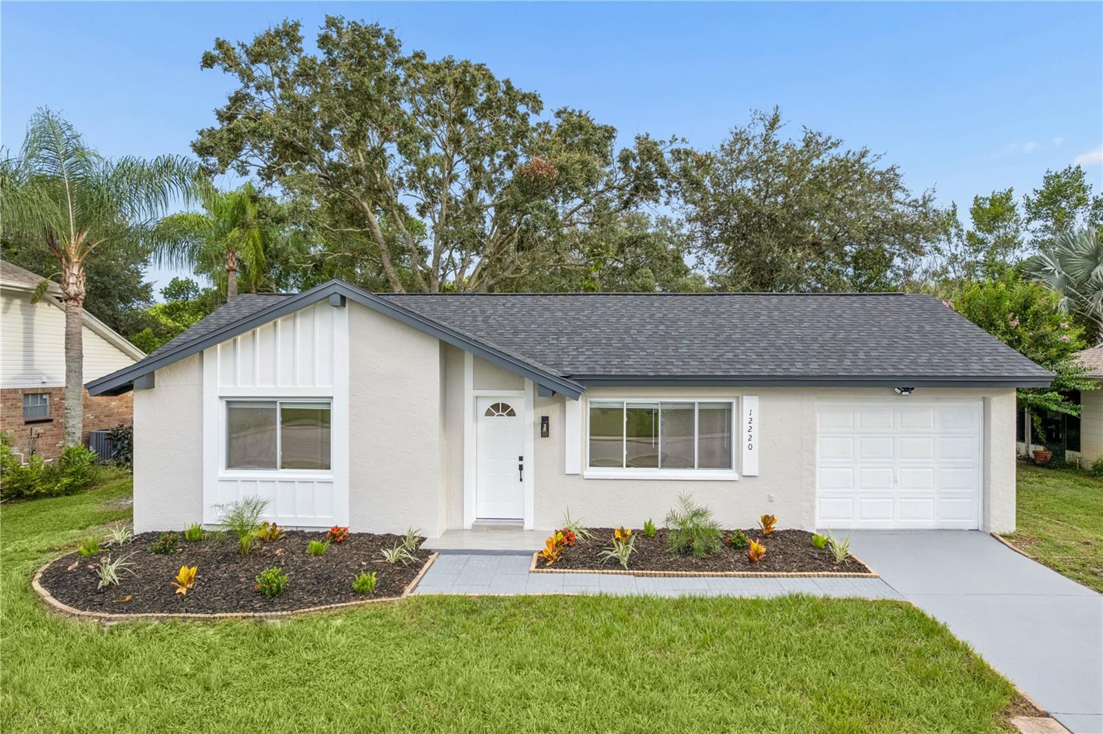 12220 MEADOWBROOK LN — photo 4