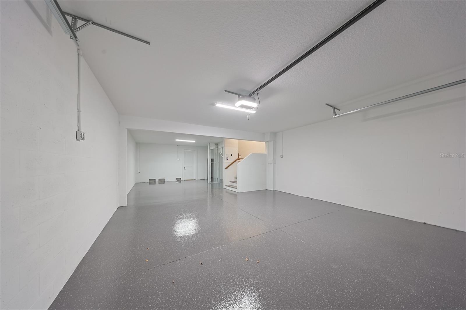 203 DANUBE AVE #1 — photo 22