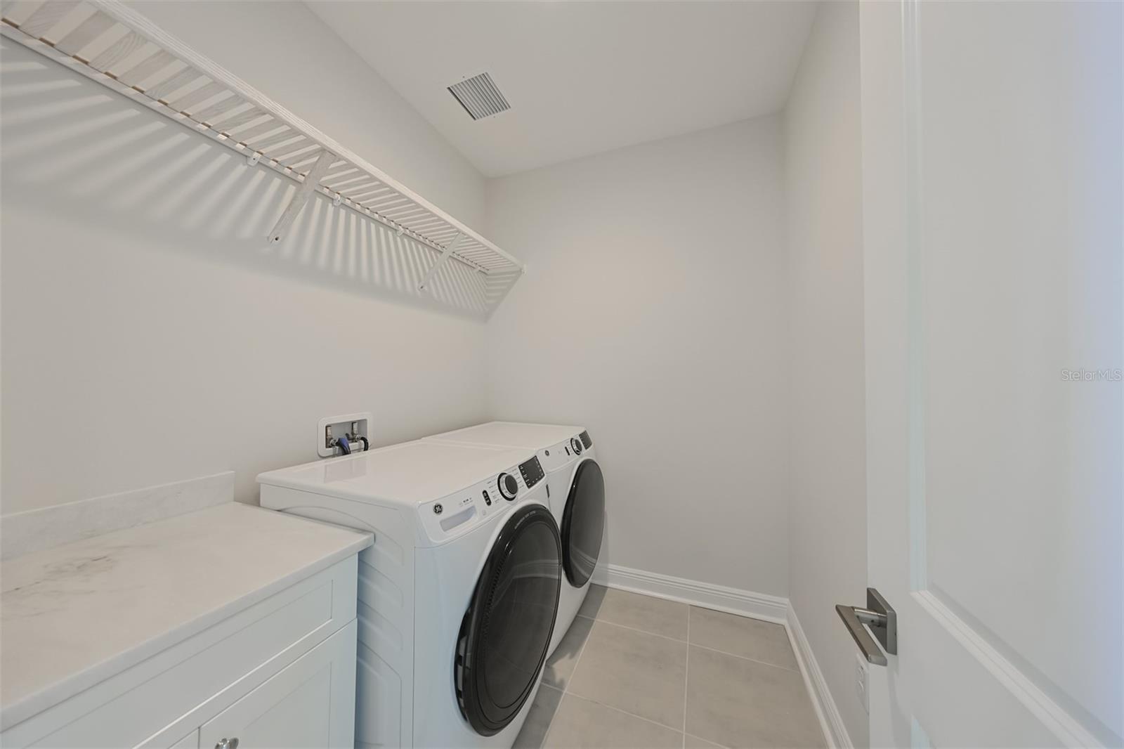 203 DANUBE AVE #1 — photo 20