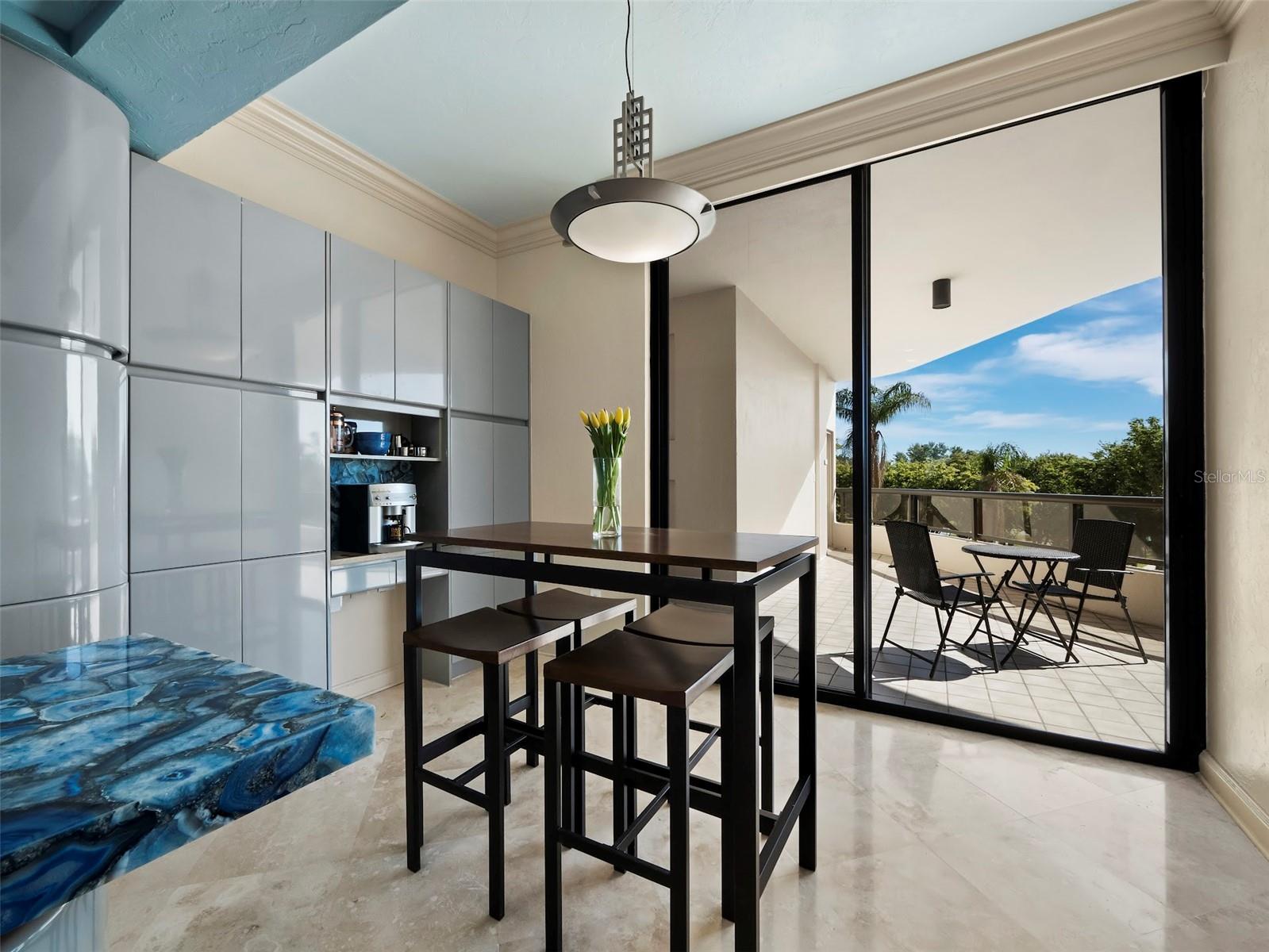 415 L AMBIANCE DR #D306 — photo 23