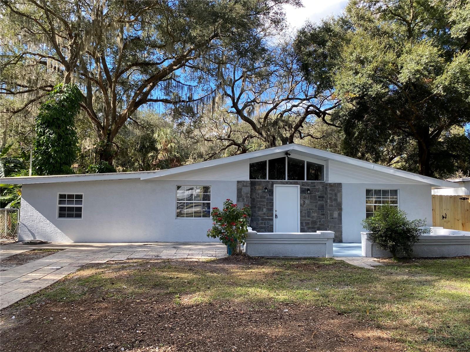 4409 PLUM ST — photo 11