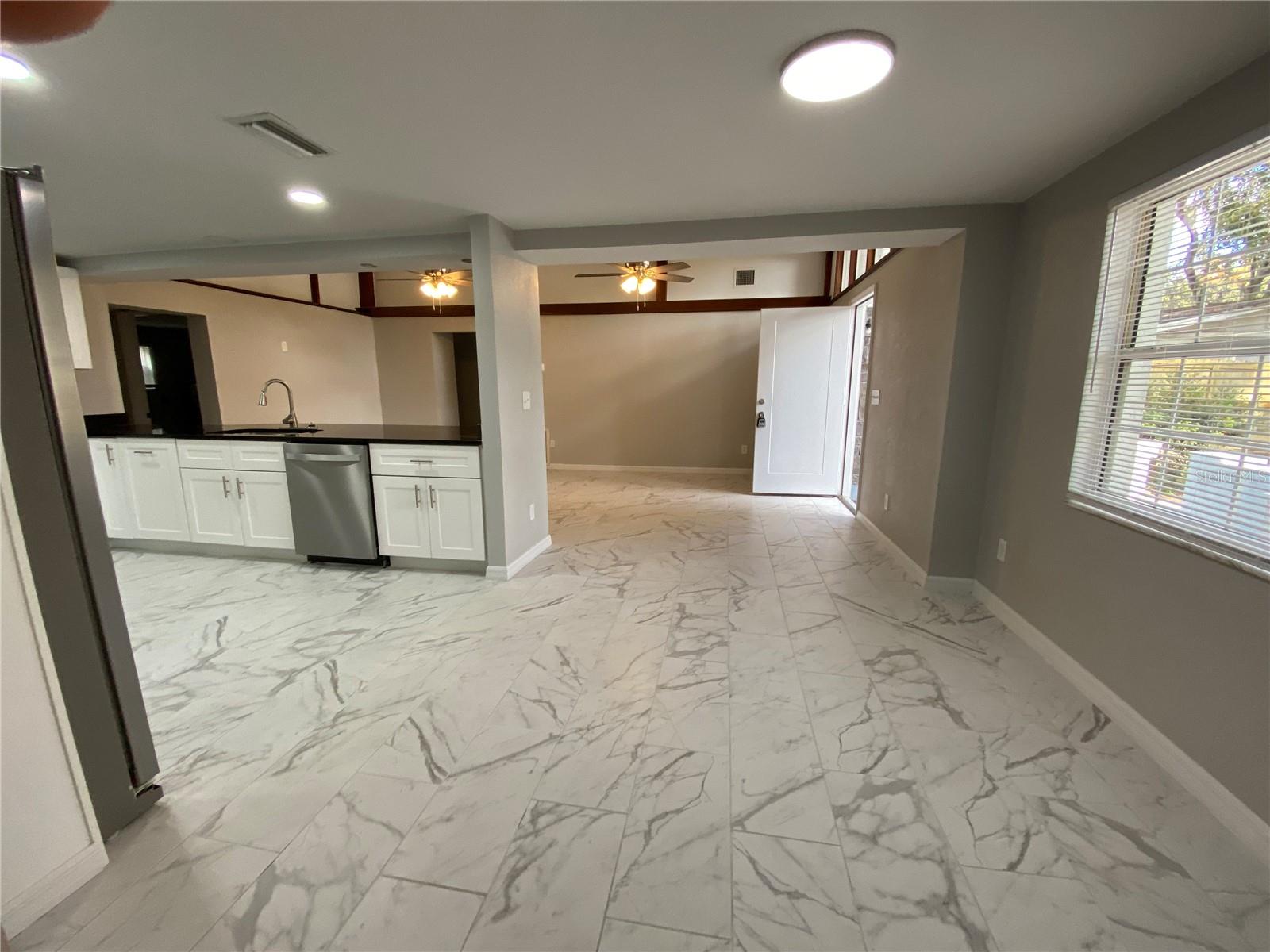 4409 PLUM ST — photo 28