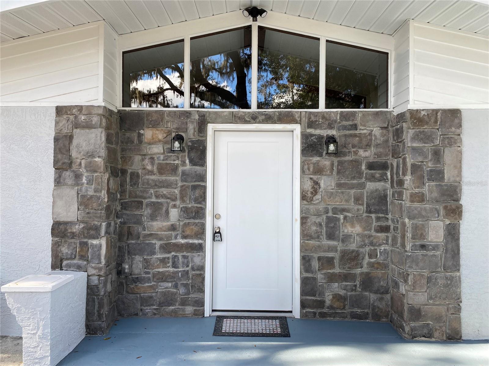 4409 PLUM ST — photo 4