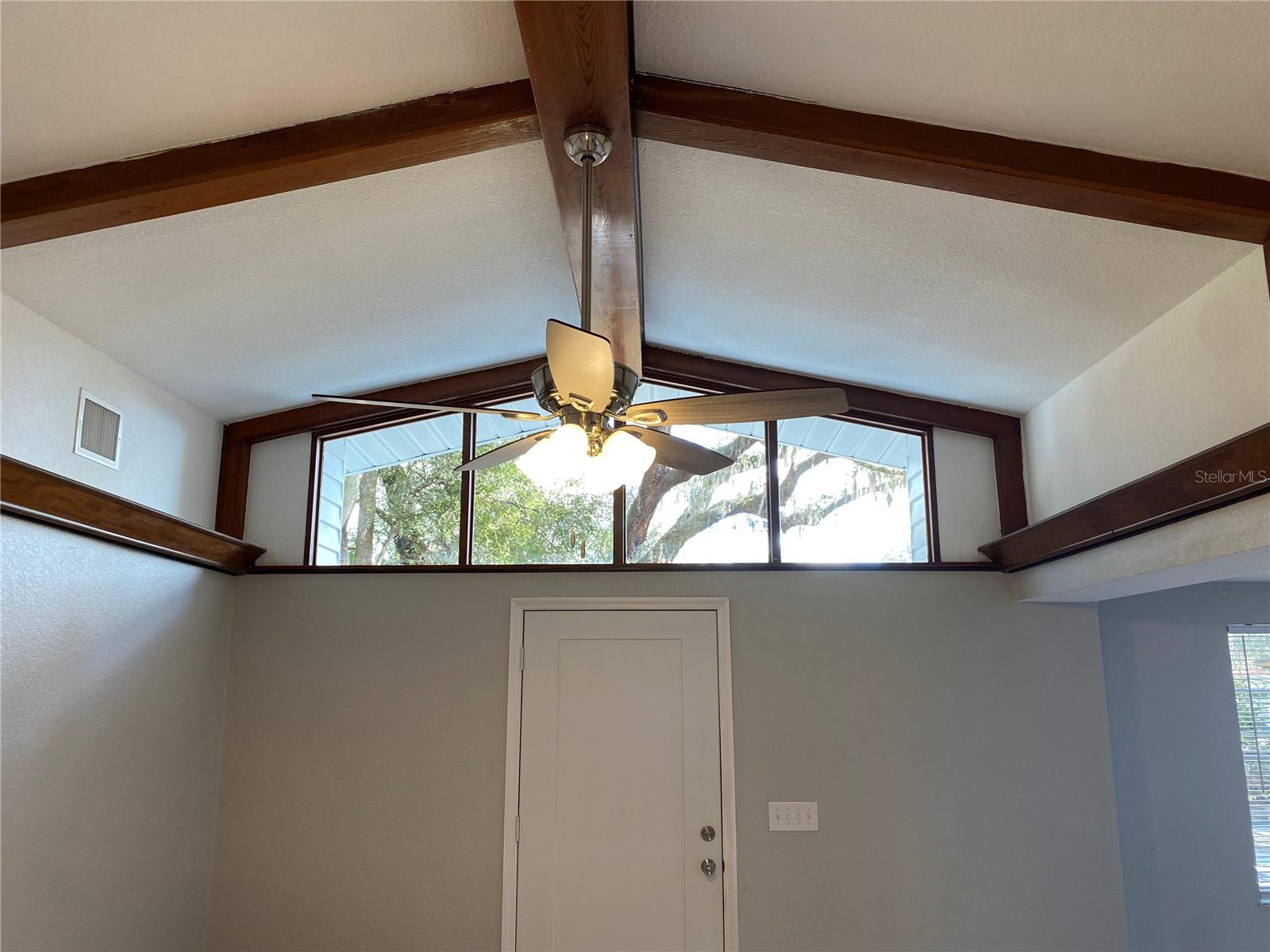 4409 PLUM ST — photo 15