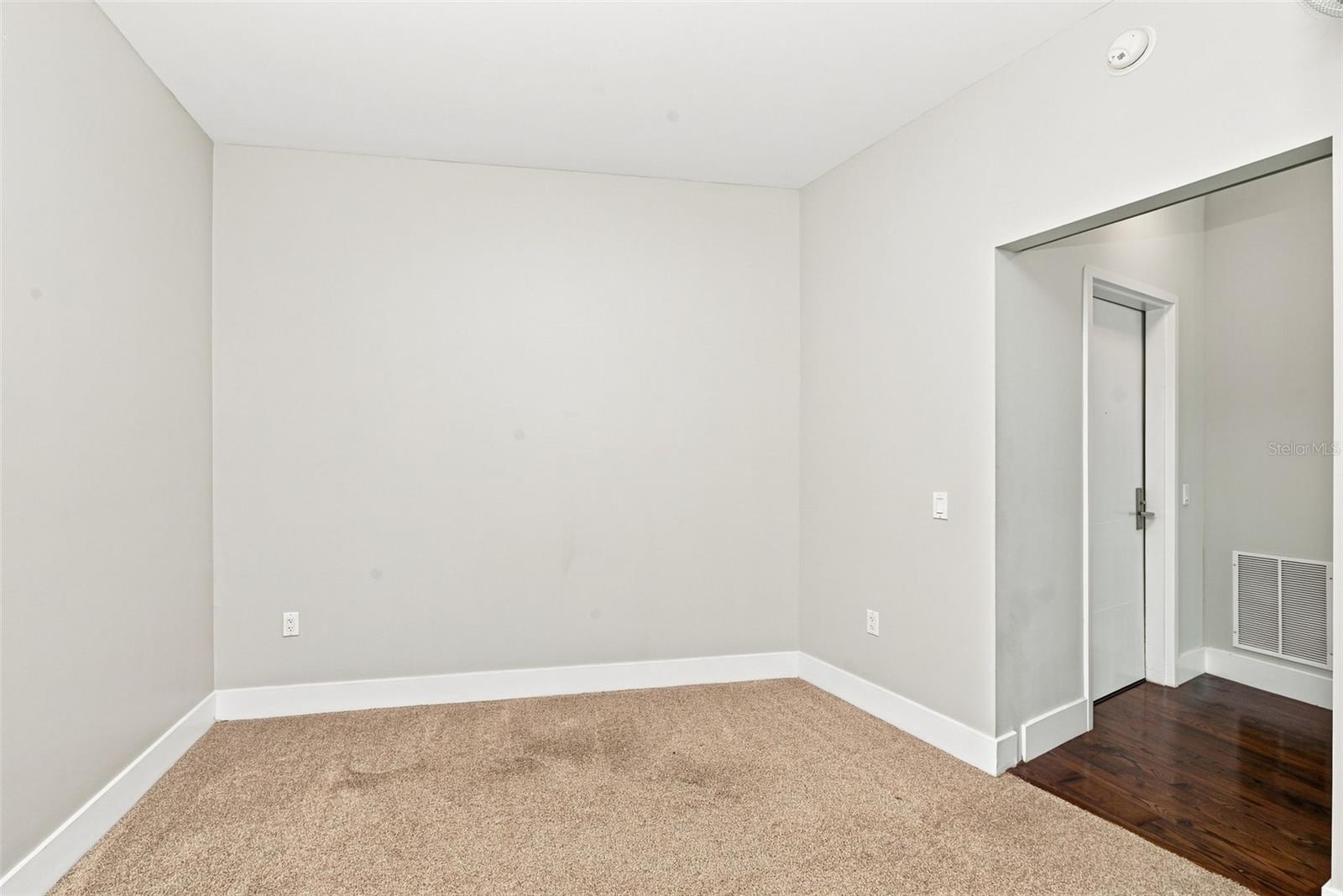 111 N 12TH ST #1524 — photo 21