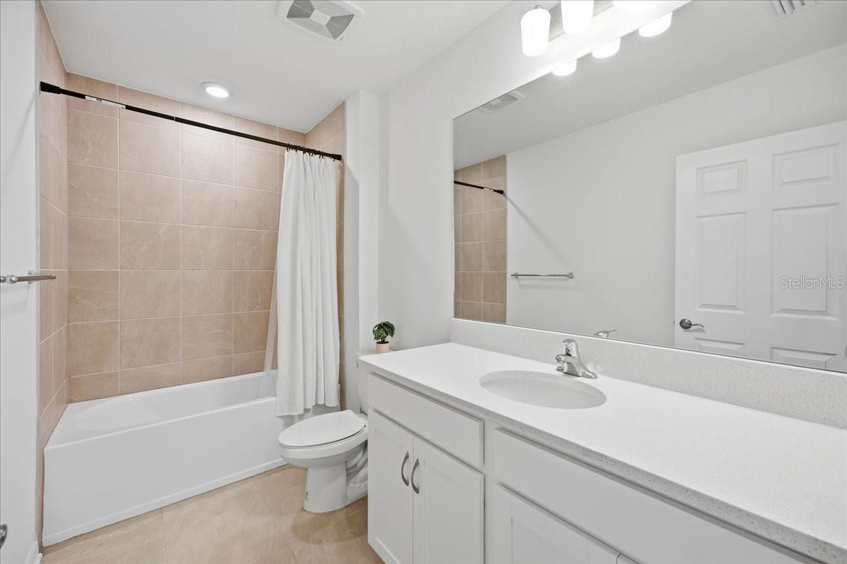 1872 STERN LN — photo 30