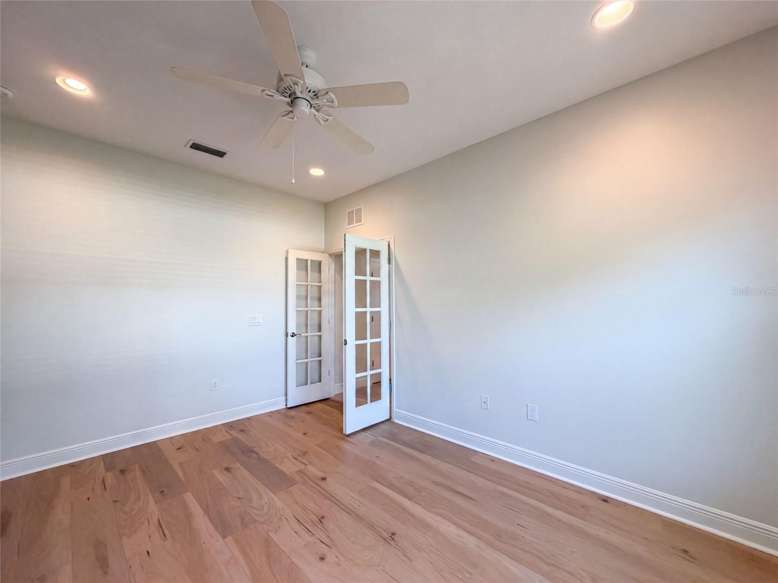 1416 HICKORY VIEW CIR — photo 30