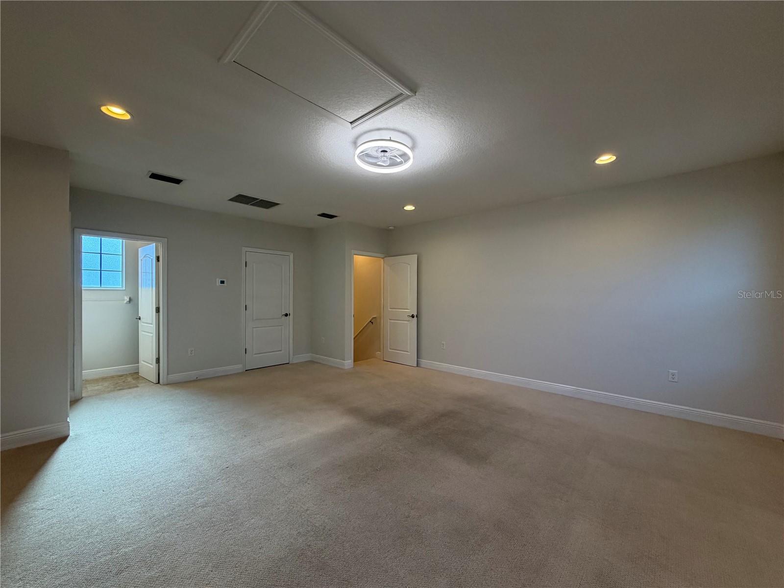 1416 HICKORY VIEW CIR — photo 31
