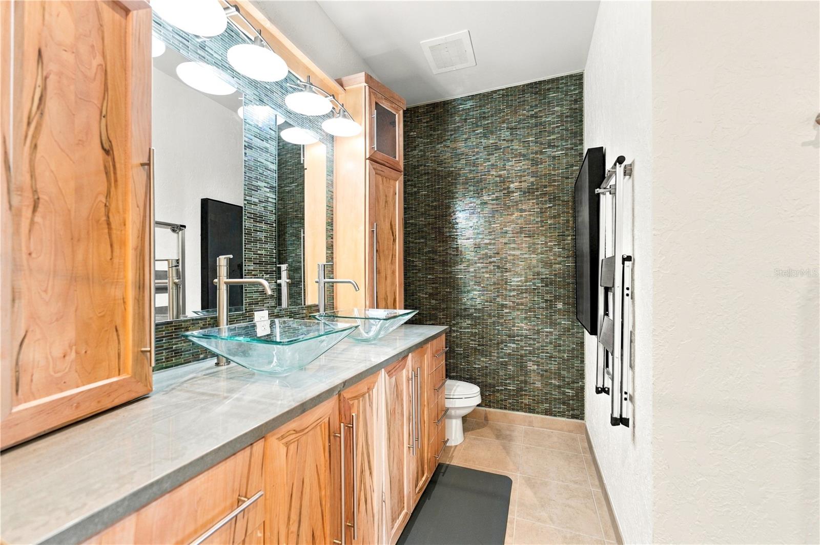 400 4TH AVE S #508 — photo 26