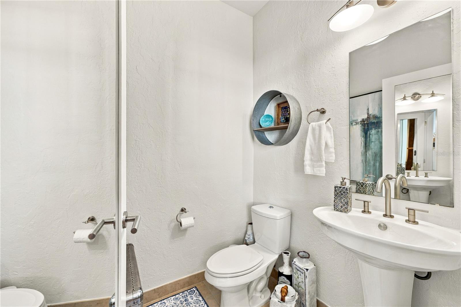400 4TH AVE S #508 — photo 29