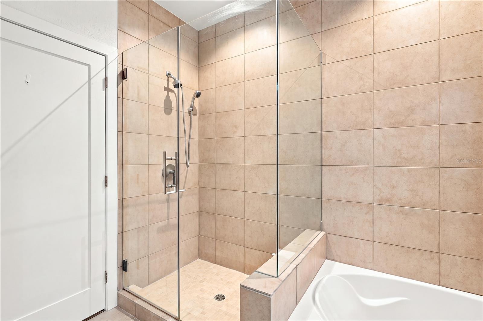 400 4TH AVE S #508 — photo 24