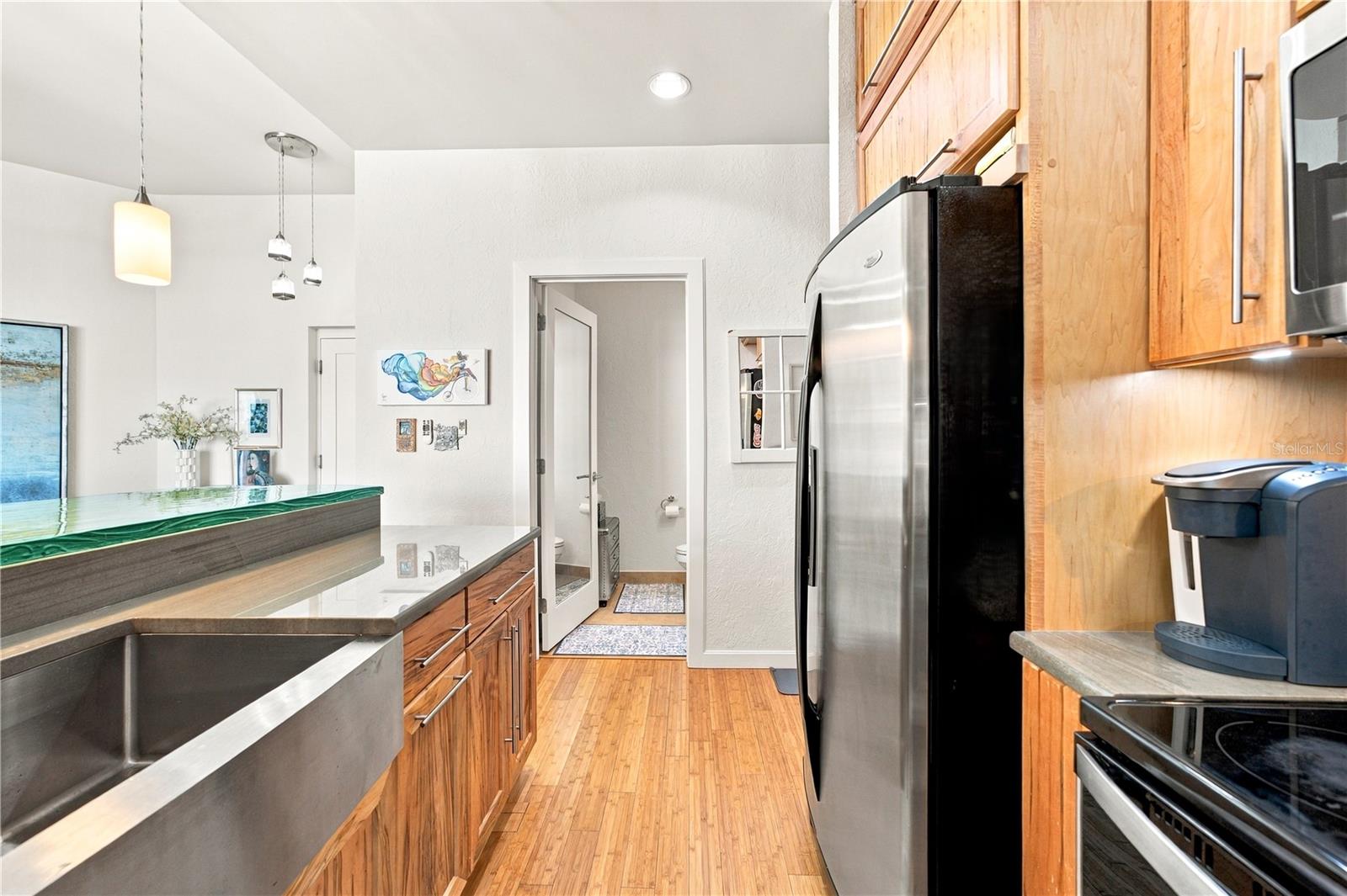 400 4TH AVE S #508 — photo 17