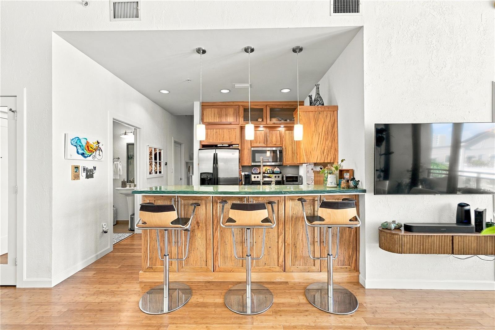 400 4TH AVE S #508 — photo 11