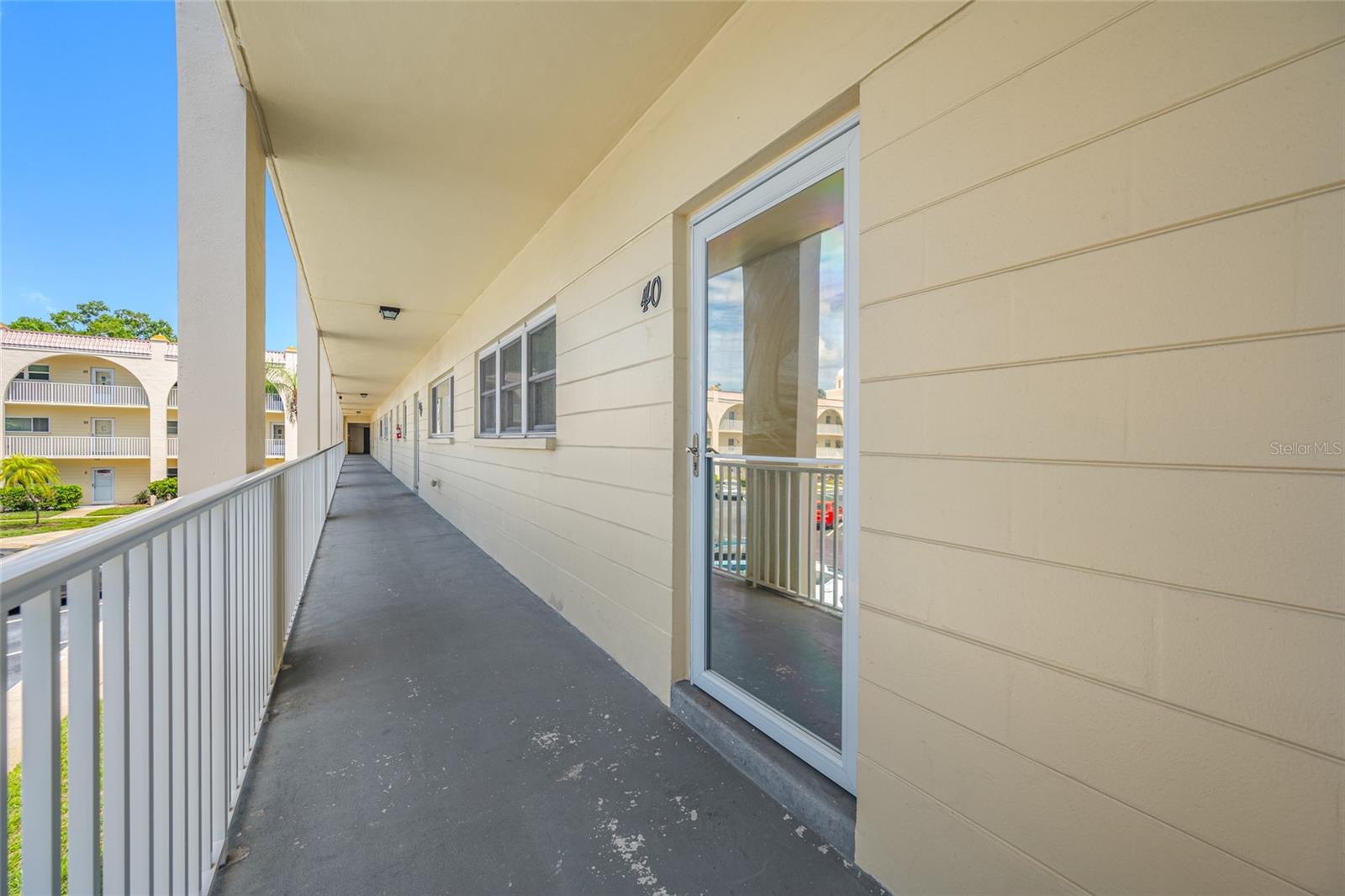 2258 WORLD PARKWAY BLVD W #40 — photo 34