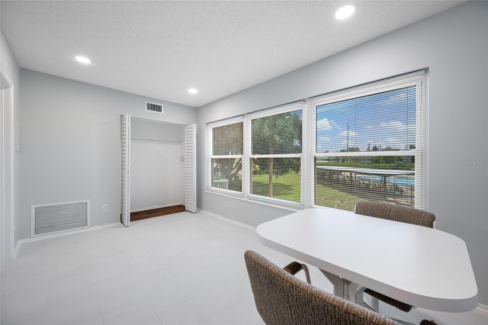 2258 WORLD PARKWAY BLVD W #40 — photo 15