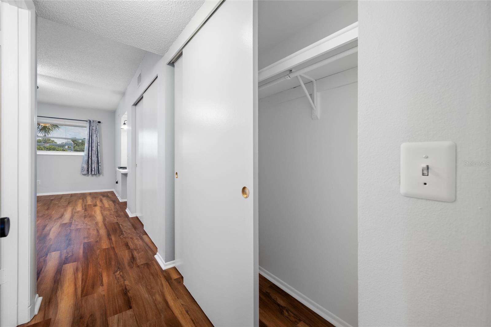 2258 WORLD PARKWAY BLVD W #40 — photo 30