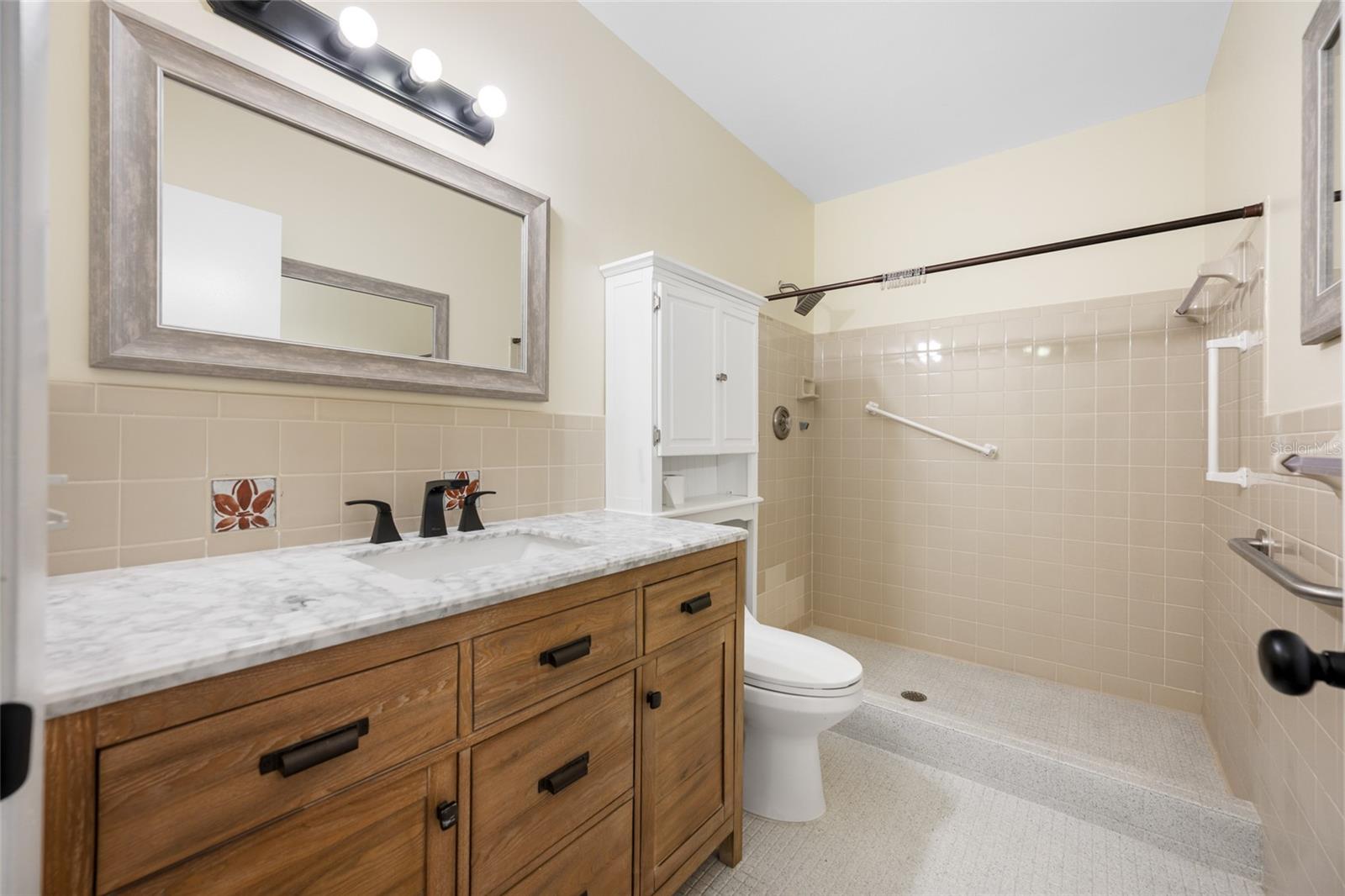 2258 WORLD PARKWAY BLVD W #40 — photo 31