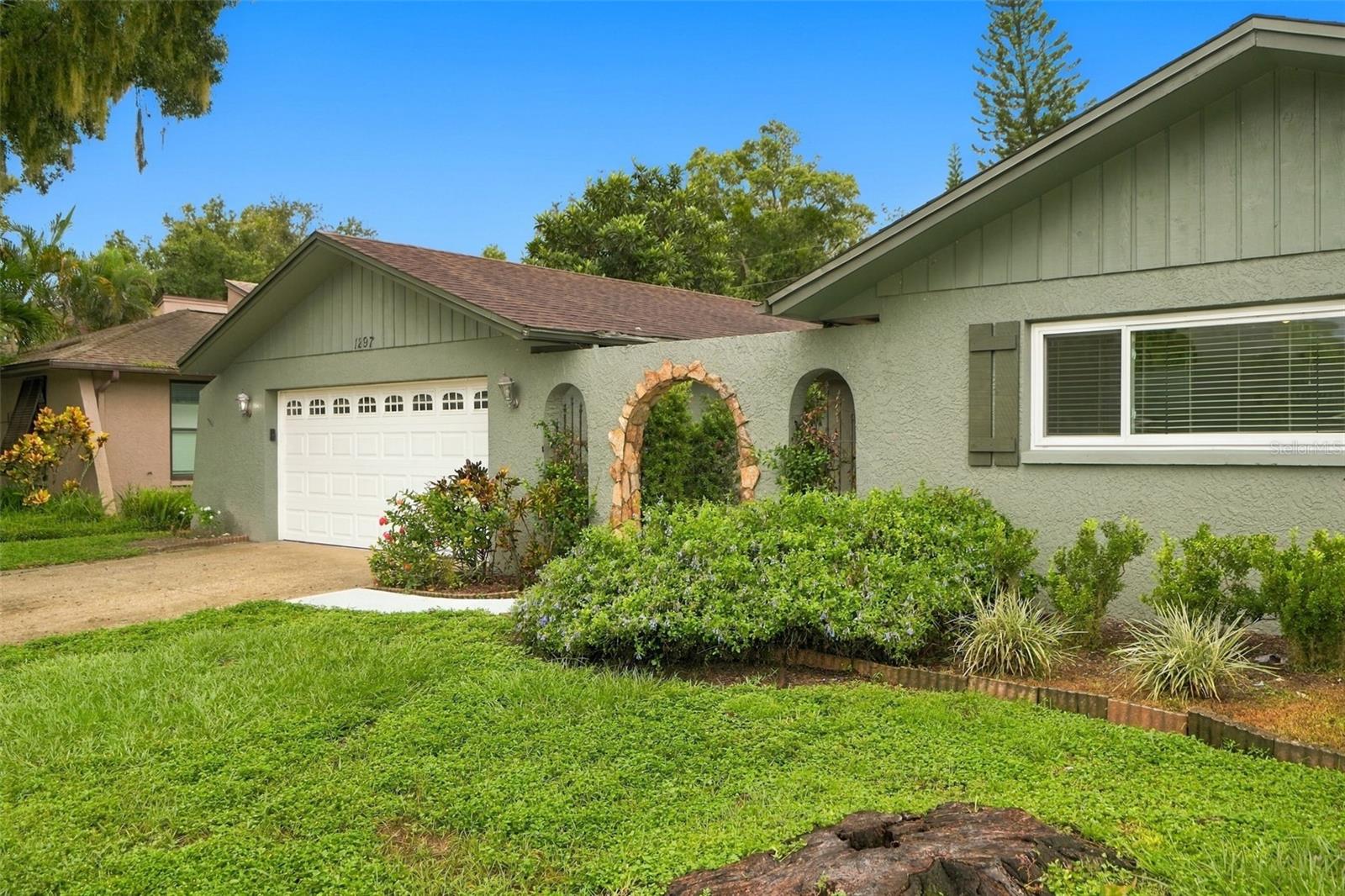 1297 PEACH TREE DR — photo 4