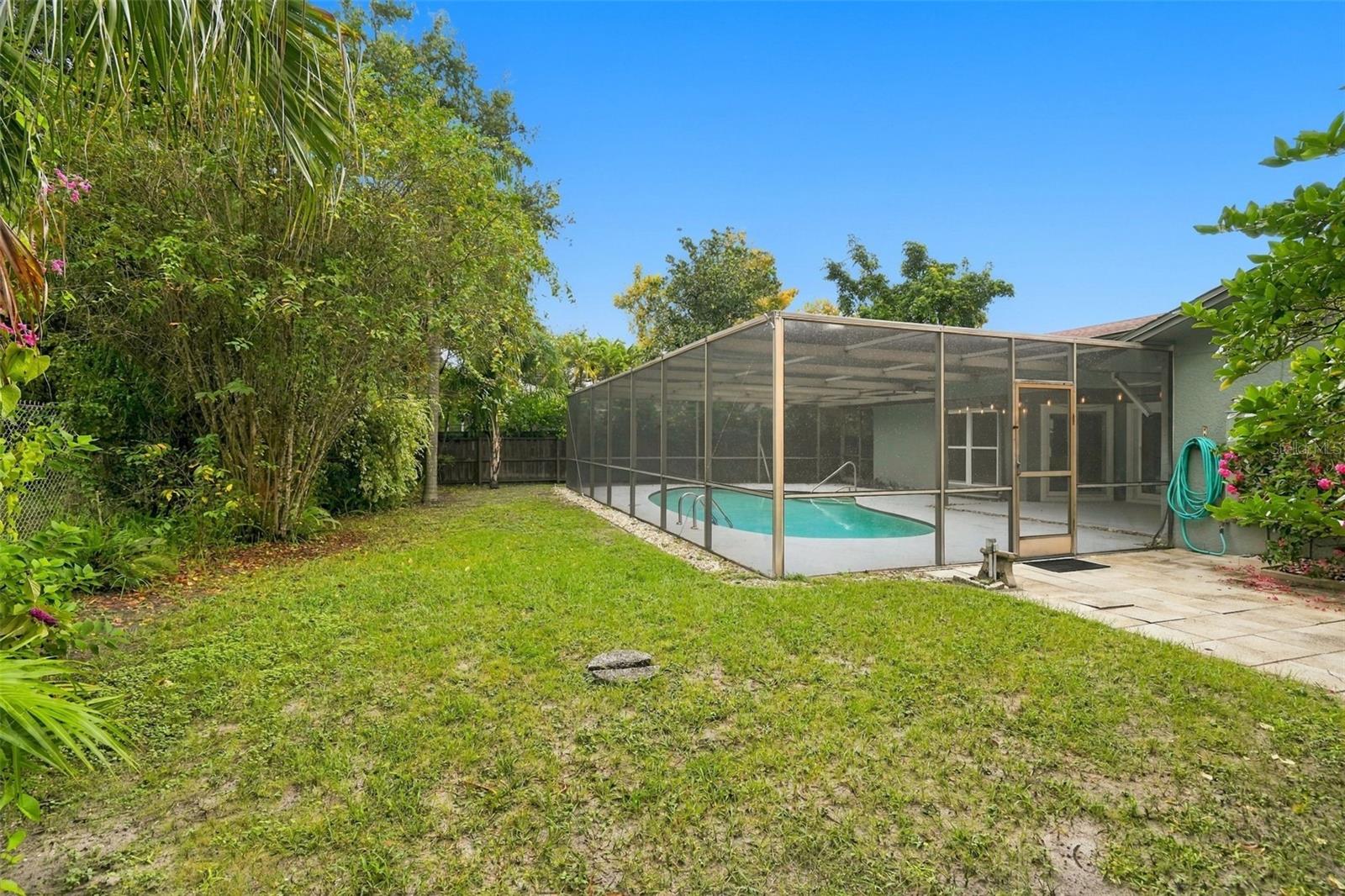 1297 PEACH TREE DR — photo 37