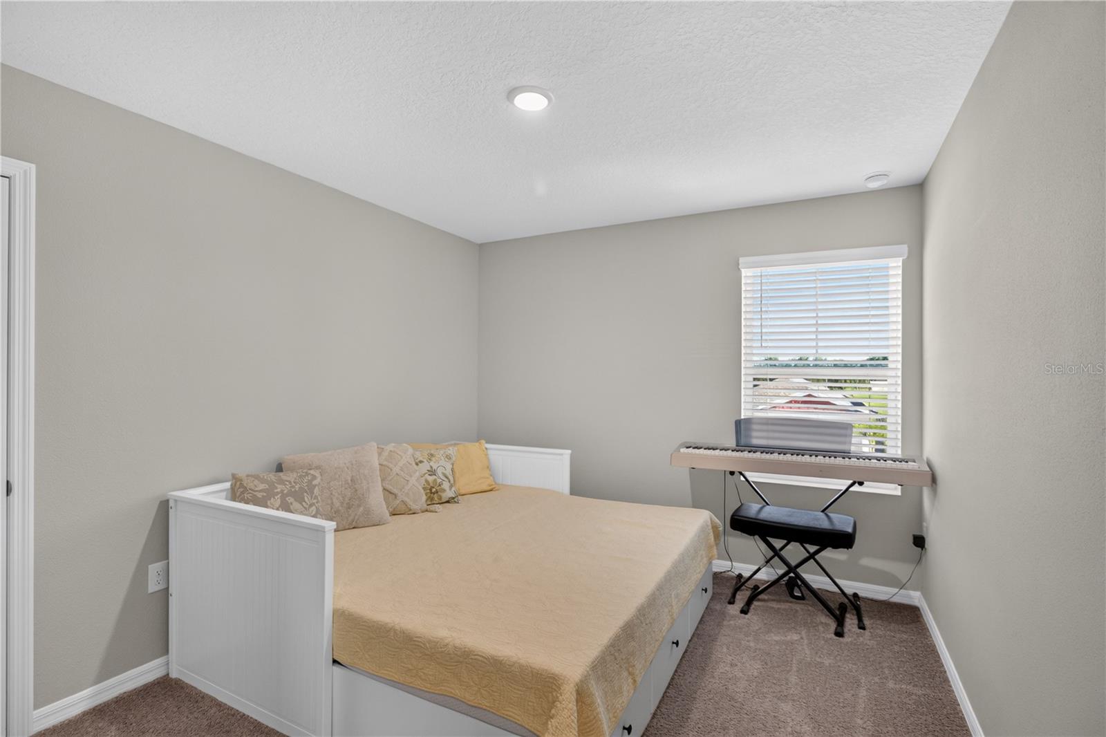 7860 PEACE LILY AVE — photo 25