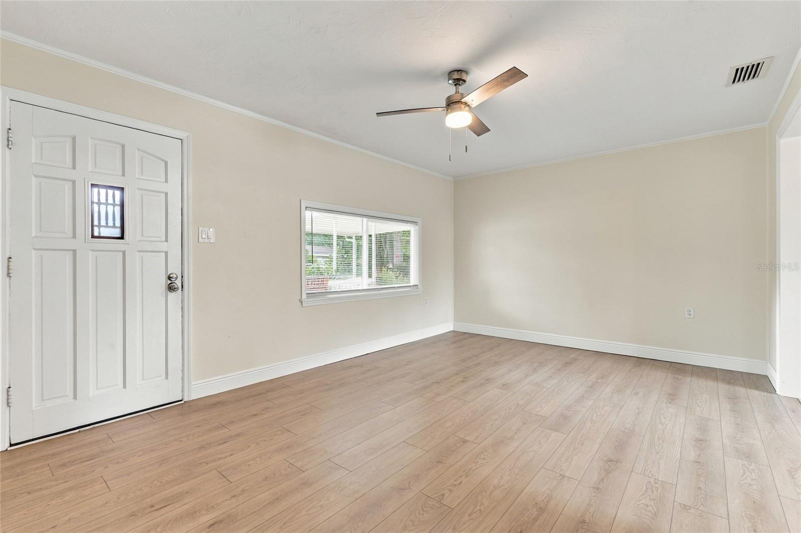 304 MOUNT PLEASANT RD — photo 11