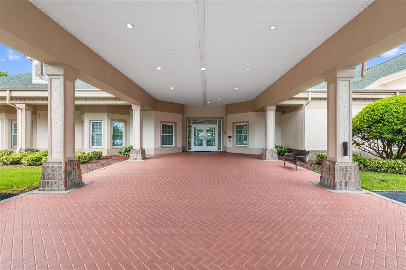 9338 WHISPERING MEADOW CT — photo 20