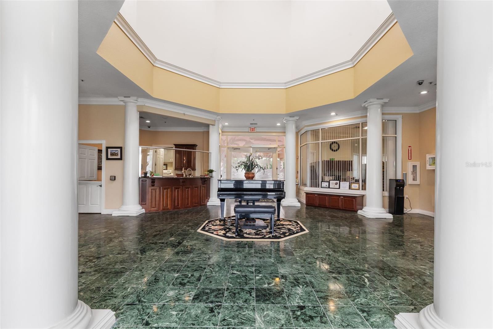 9338 WHISPERING MEADOW CT — photo 18