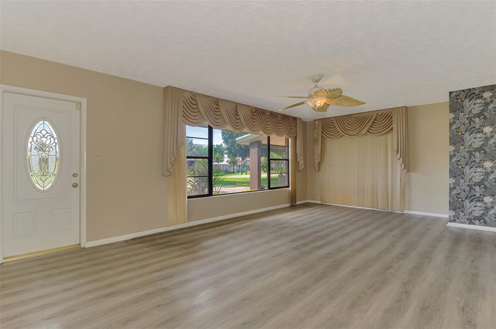 2203 LA SALLE ST — photo 13