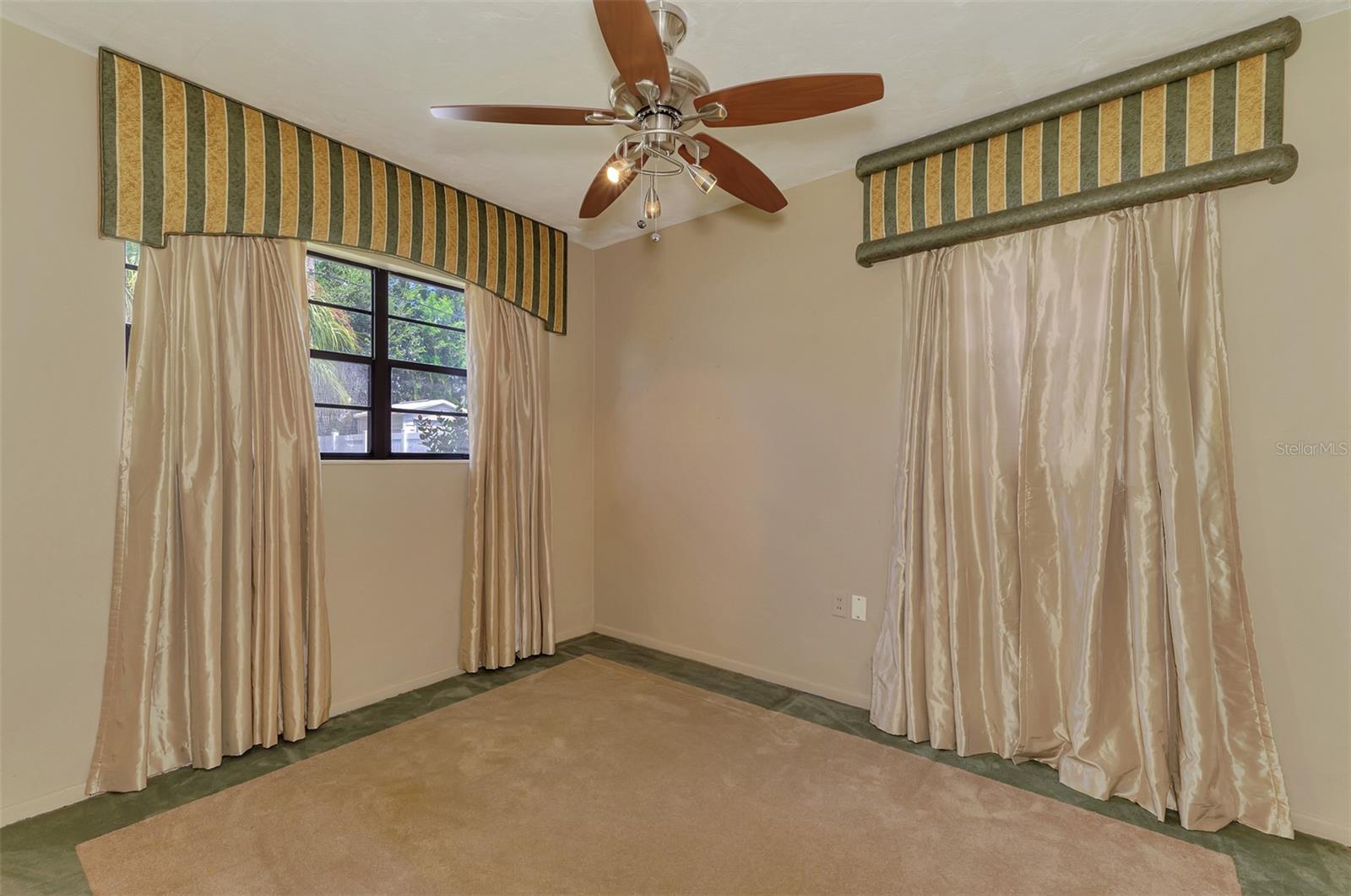 2203 LA SALLE ST — photo 34